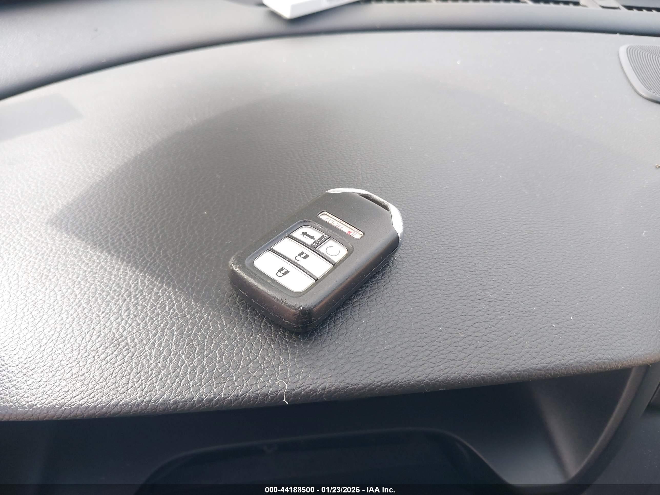 HONDA INSIGHT image 11