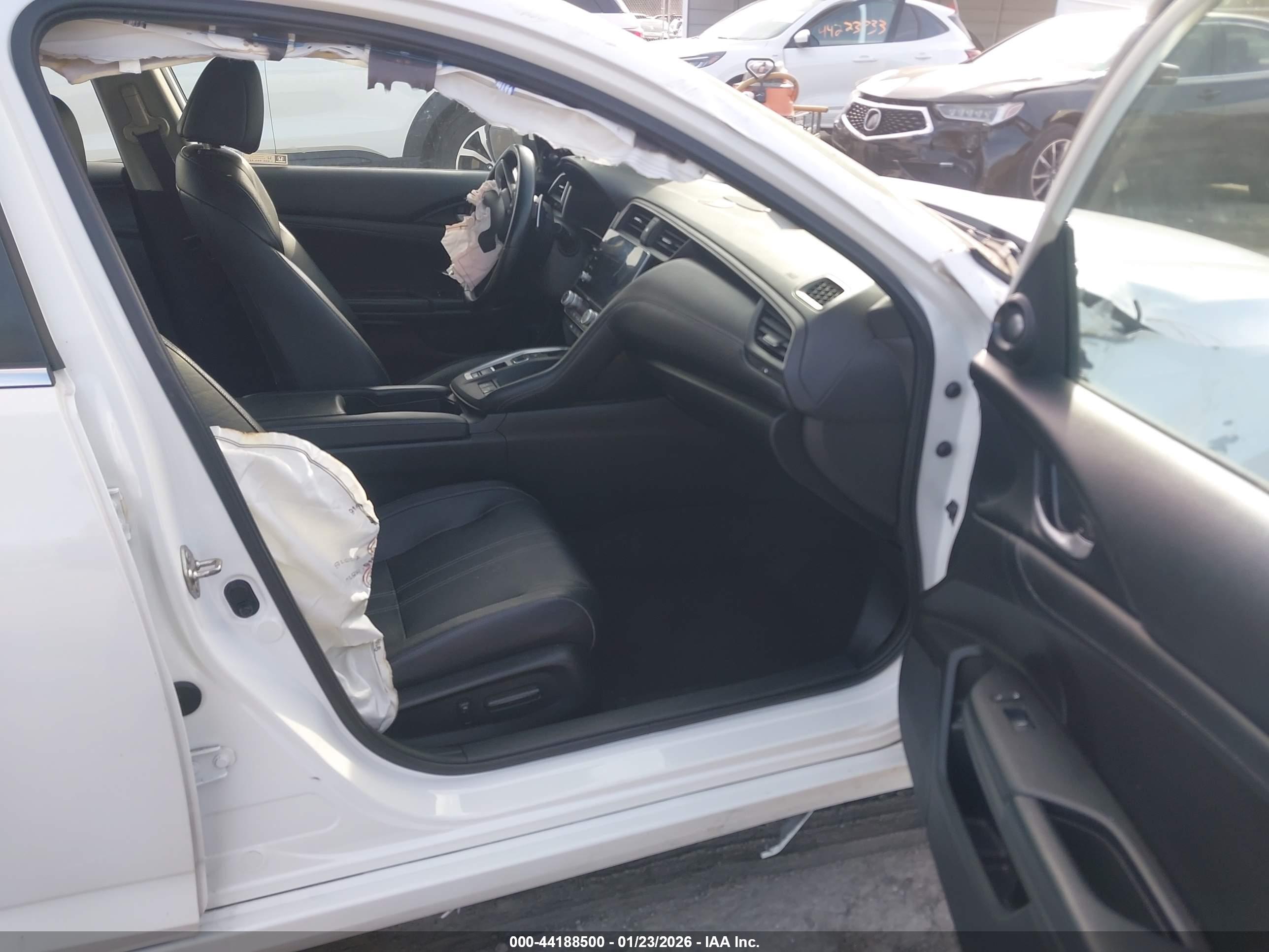 HONDA INSIGHT image 5