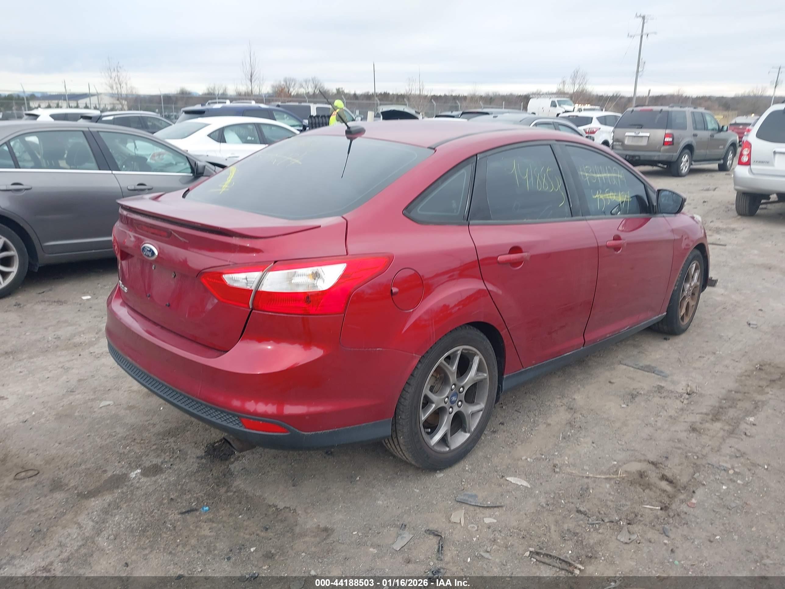 FORD FOCUS image 4