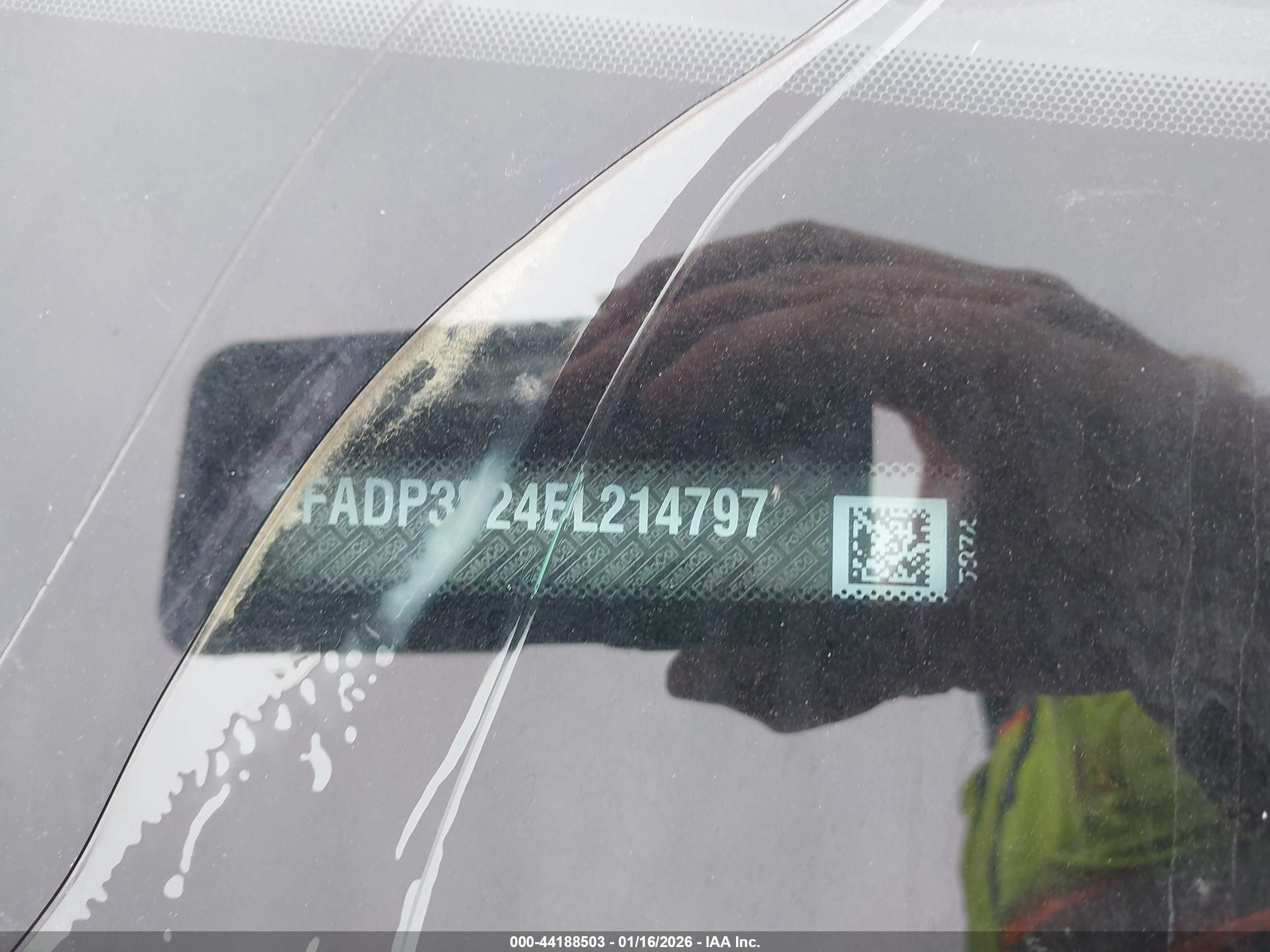 FORD FOCUS image 9
