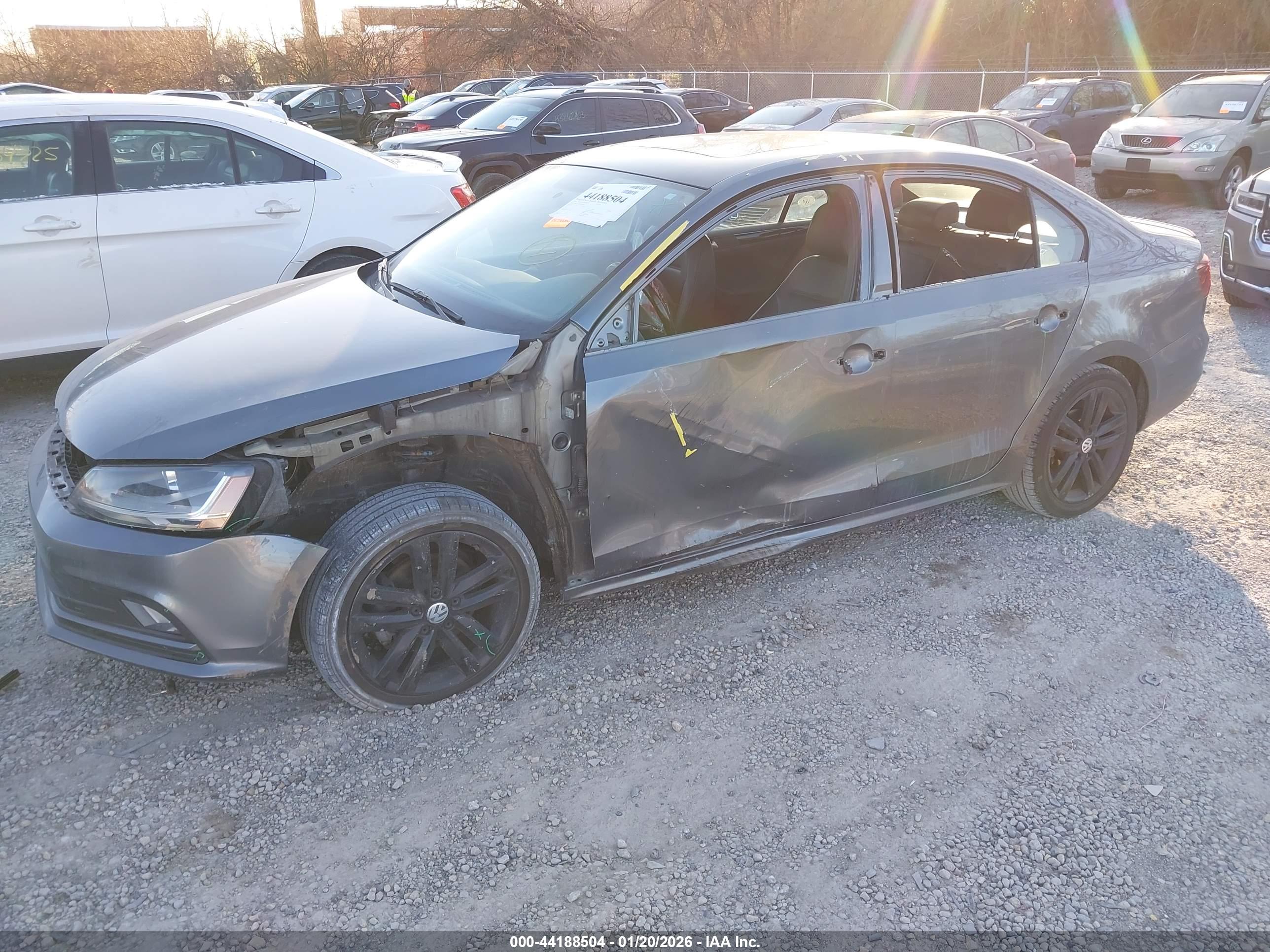 VOLKSWAGEN JETTA image 2