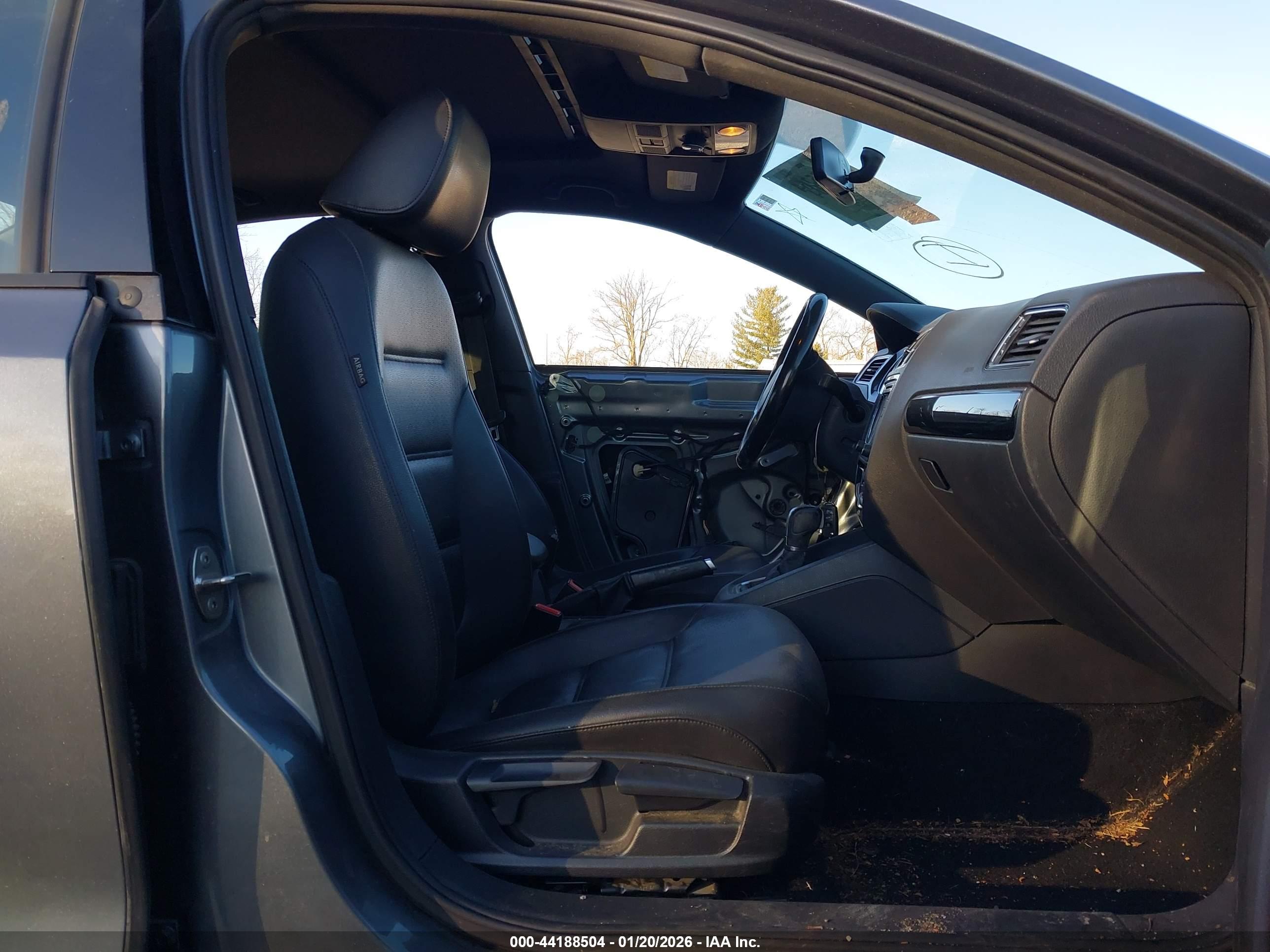 VOLKSWAGEN JETTA image 5