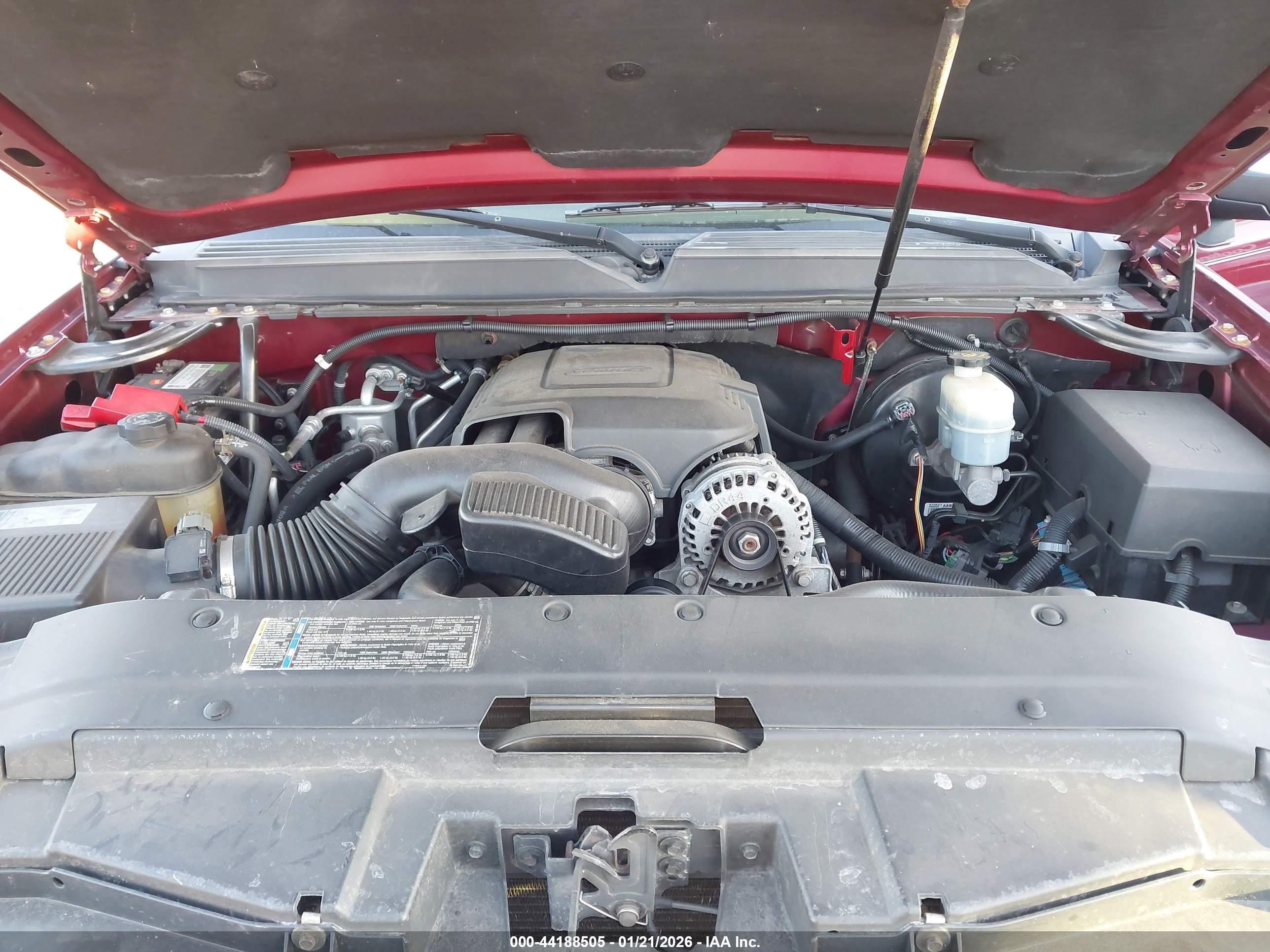 CHEVROLET TAHOE image 10