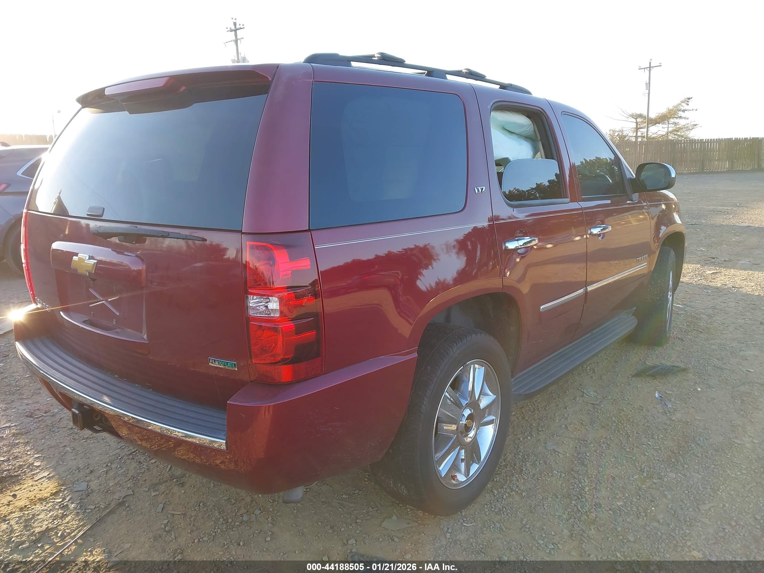 CHEVROLET TAHOE image 4
