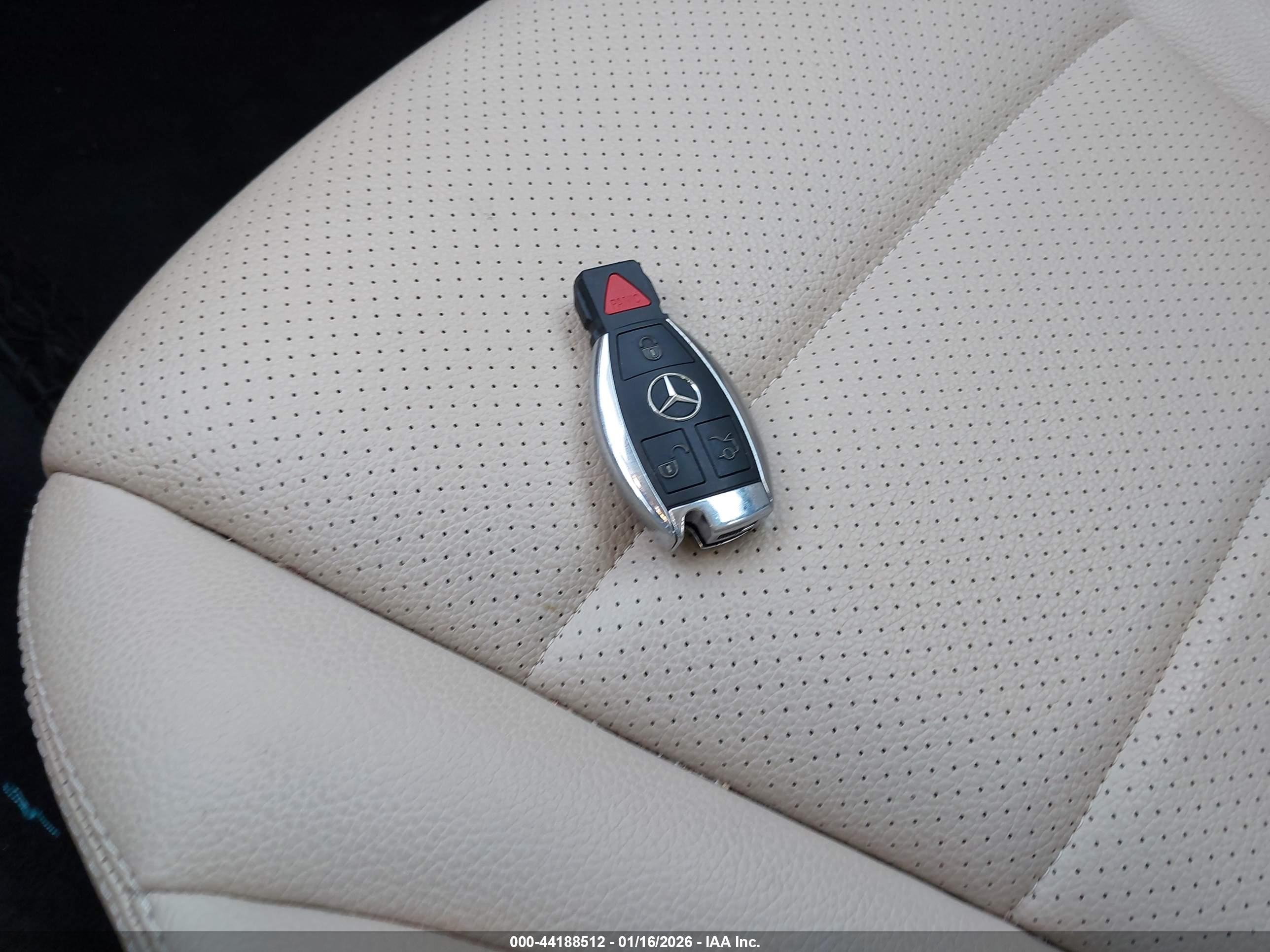 MERCEDES-BENZ C image 11