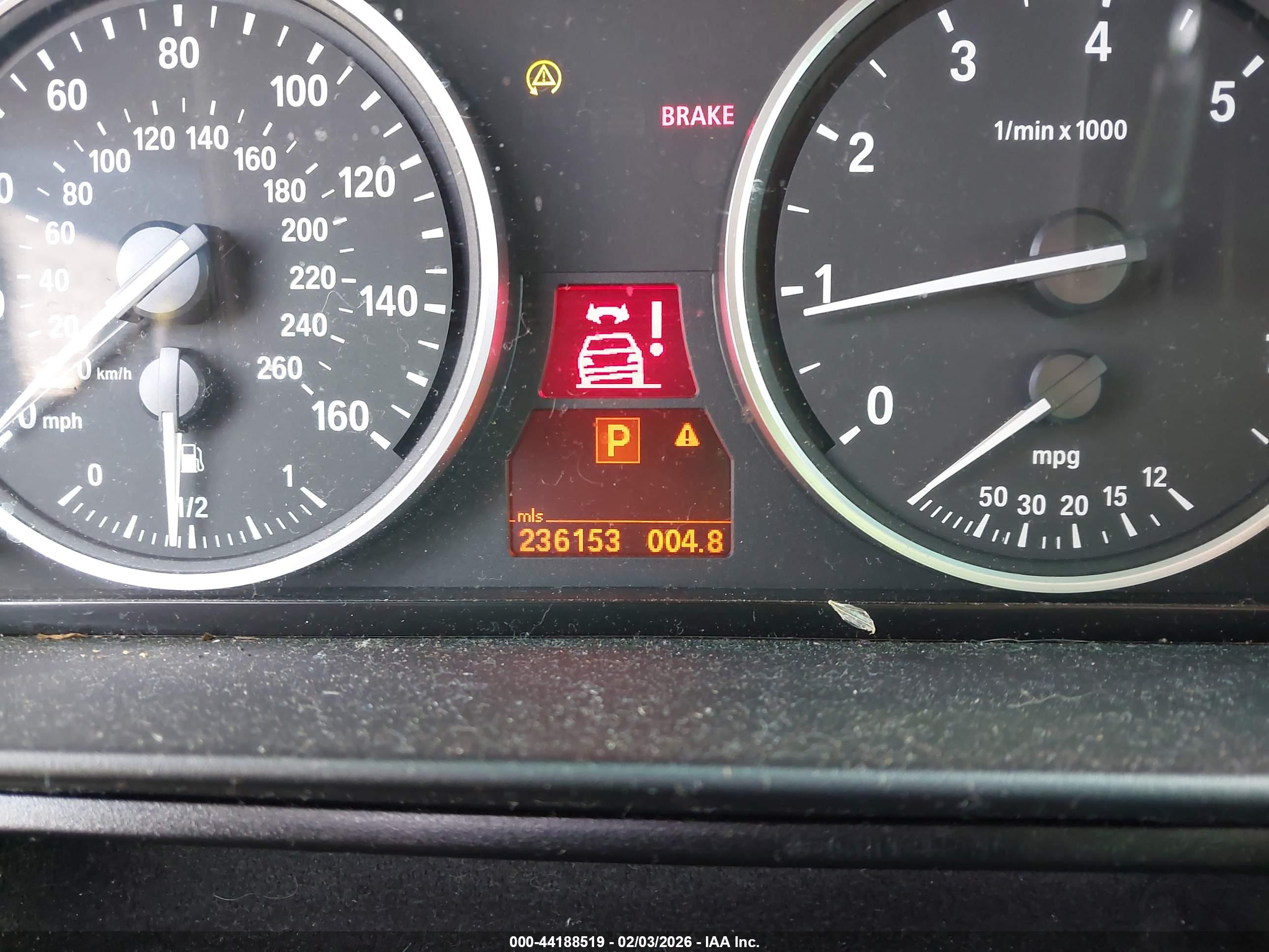 BMW 535I image 7
