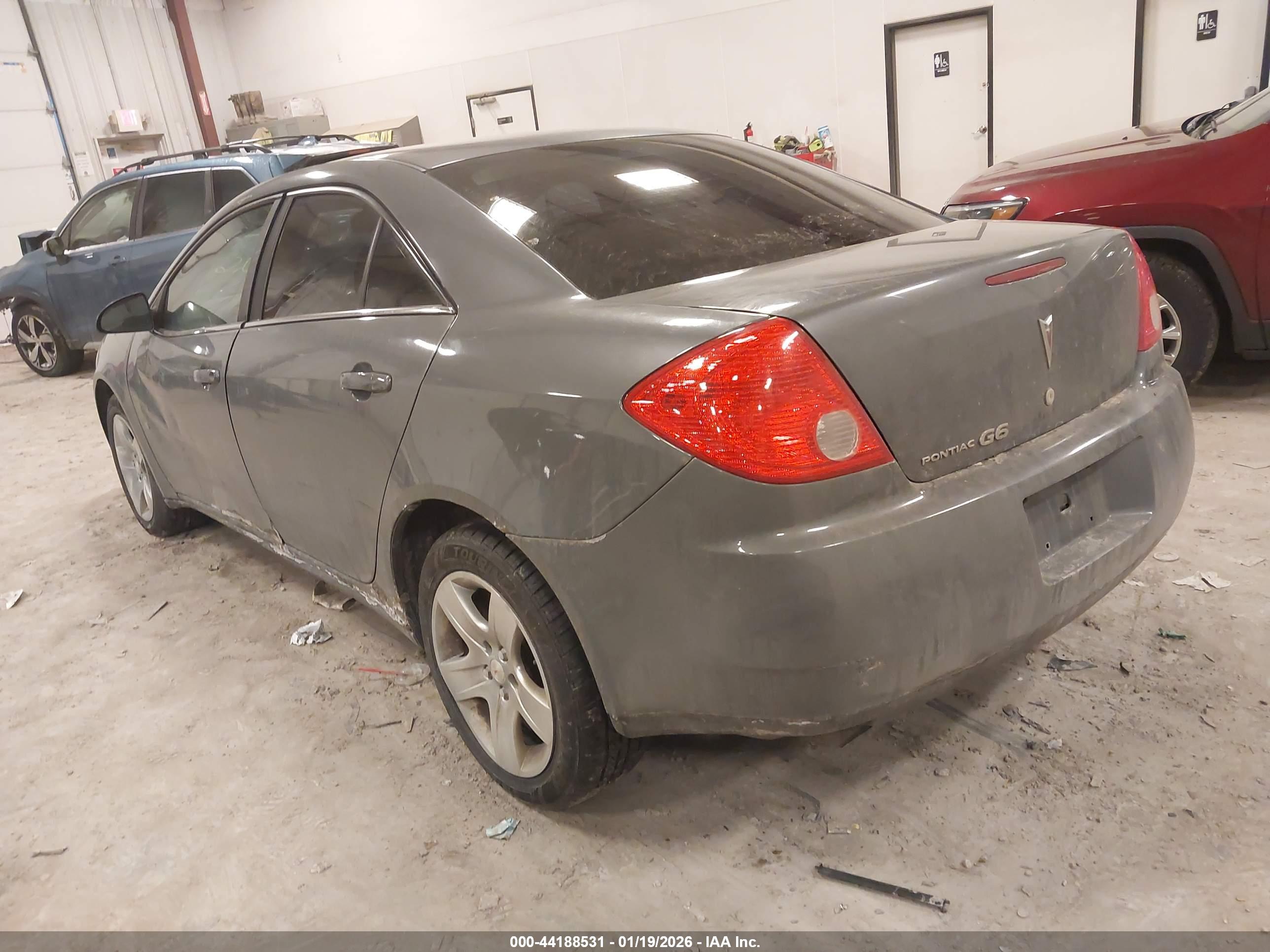 PONTIAC G6 image 3