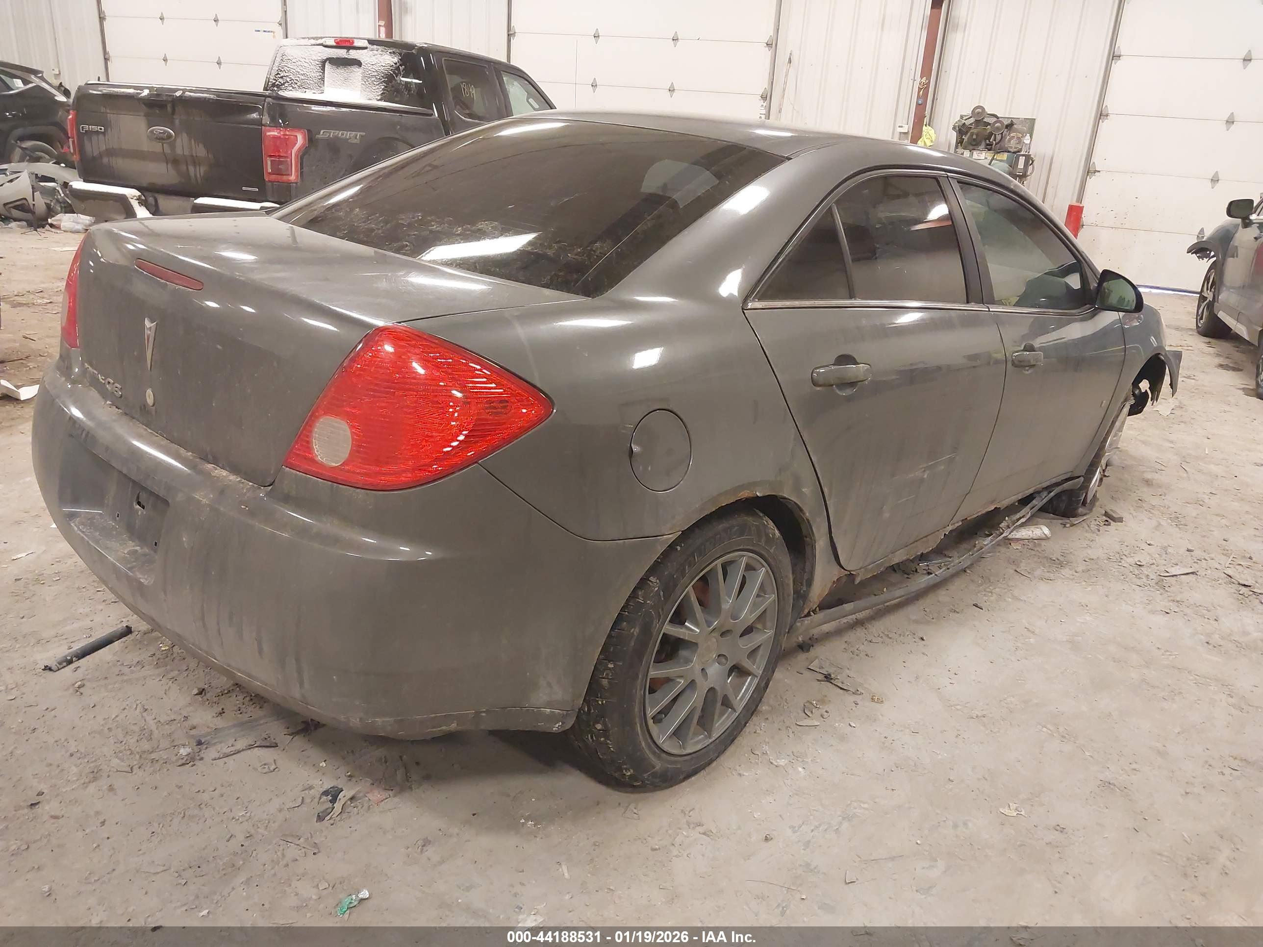 PONTIAC G6 image 4