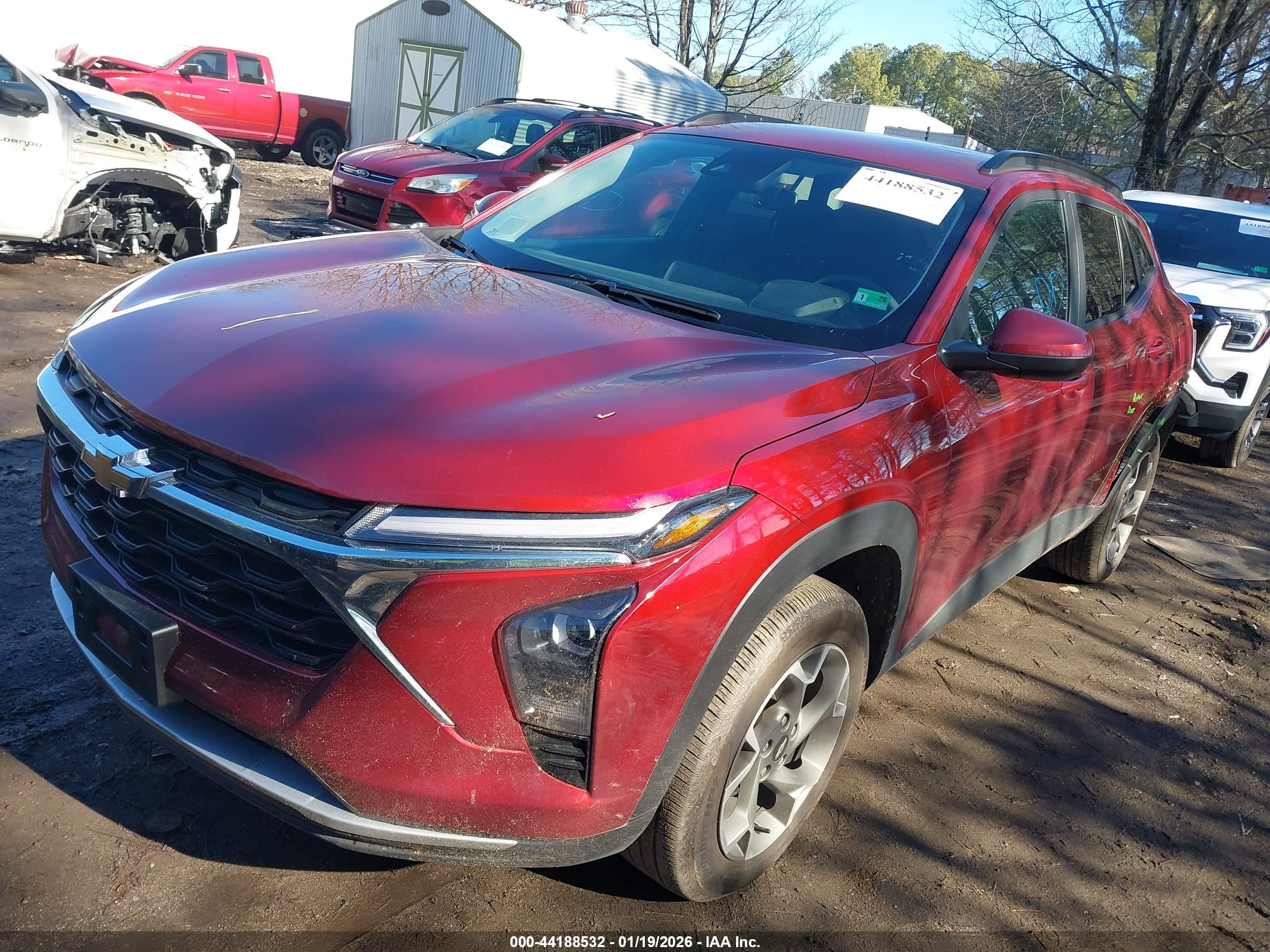 CHEVROLET TRAX image 2