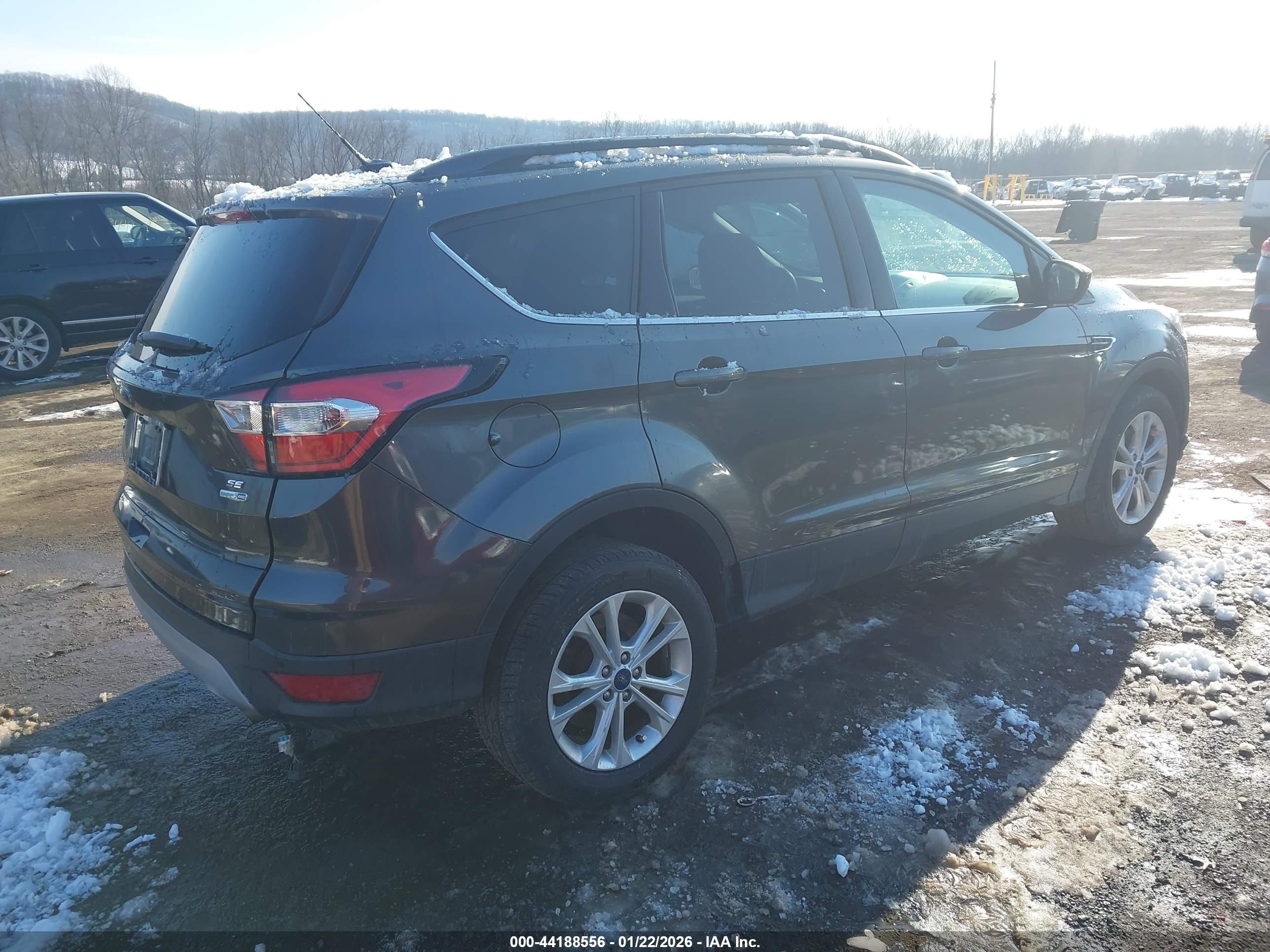 FORD ESCAPE image 4