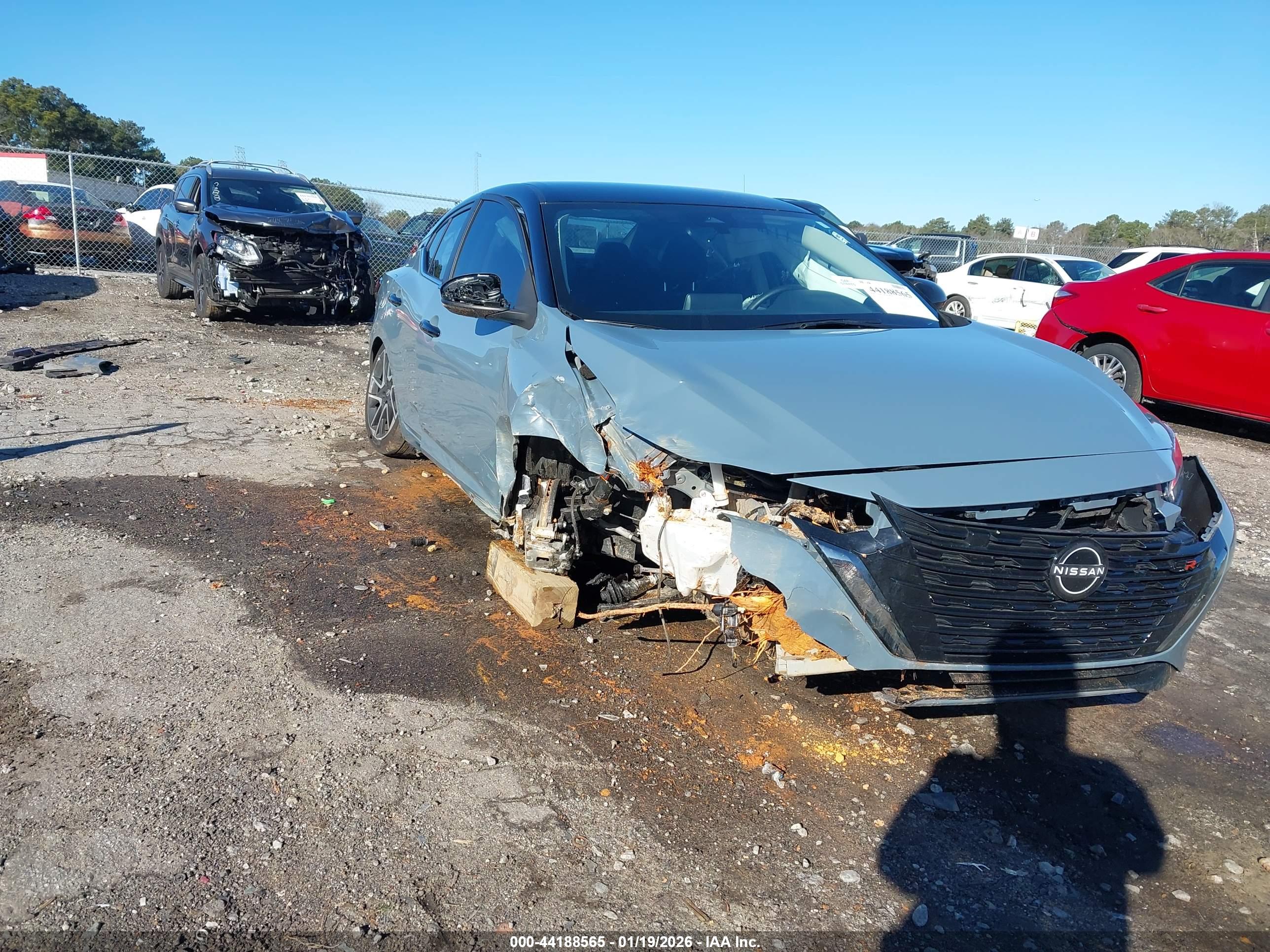 NISSAN SENTRA image 6