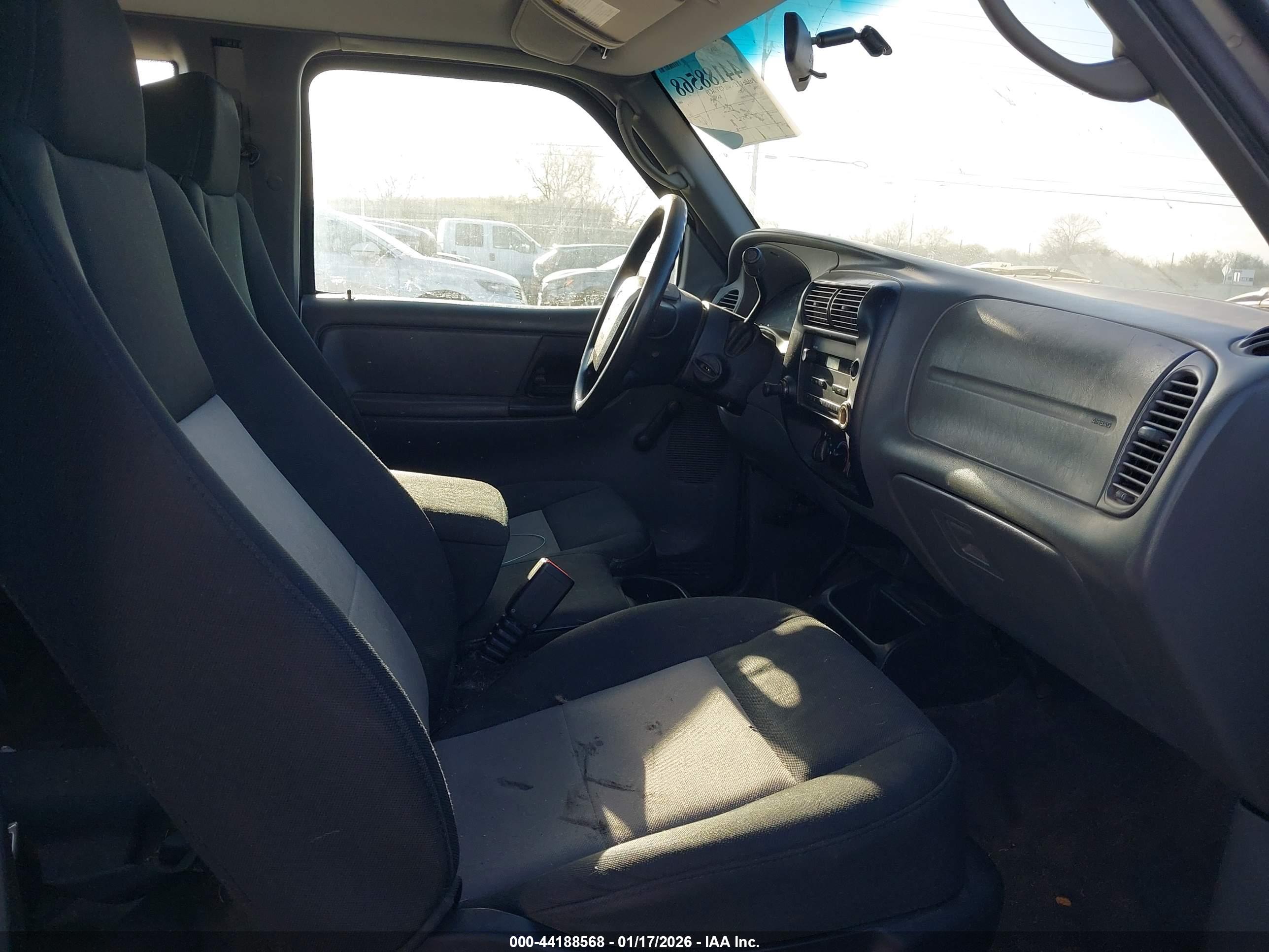 FORD RANGER image 5