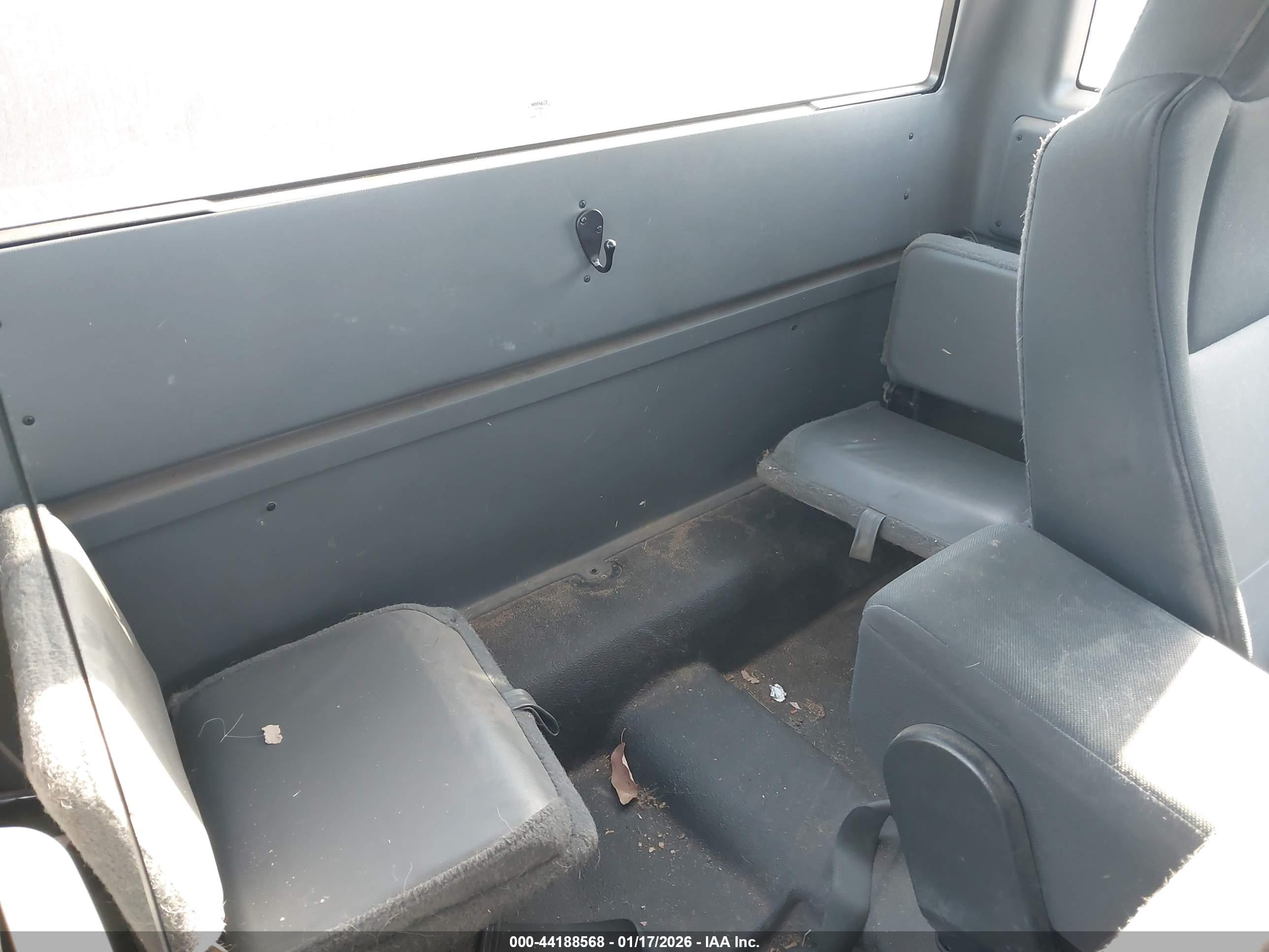 FORD RANGER image 8