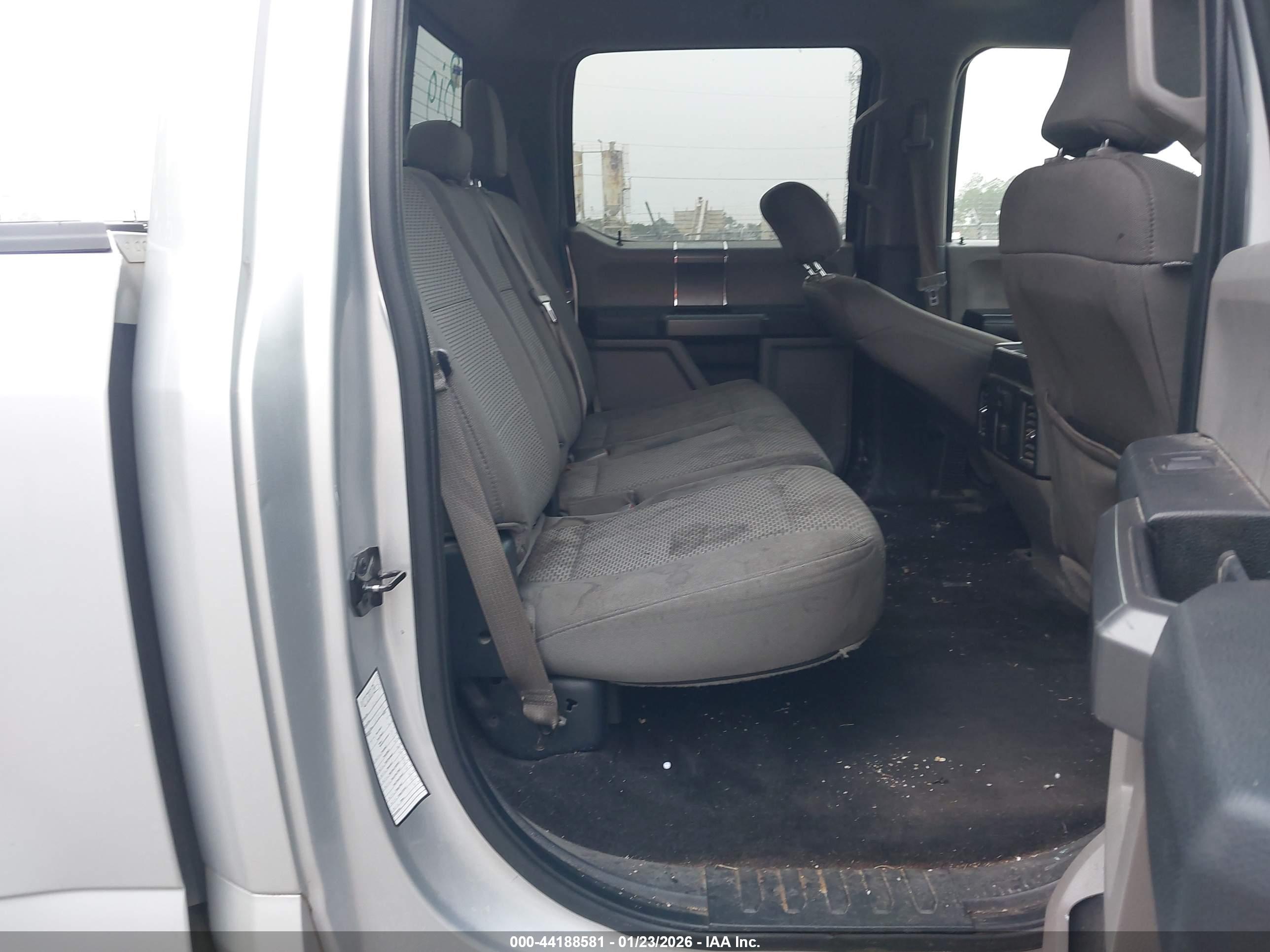 FORD F-150 image 8