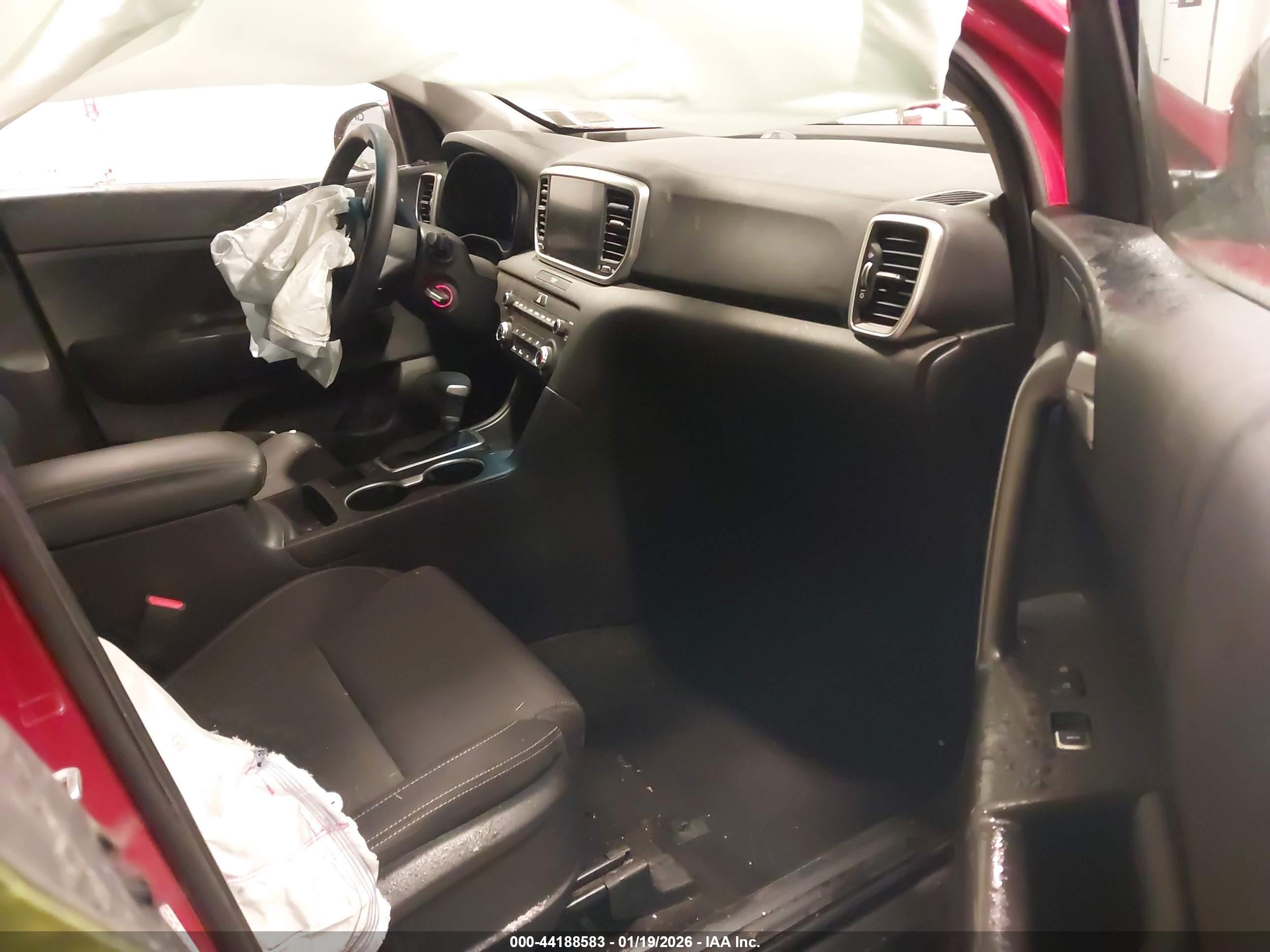 KIA SPORTAGE image 5
