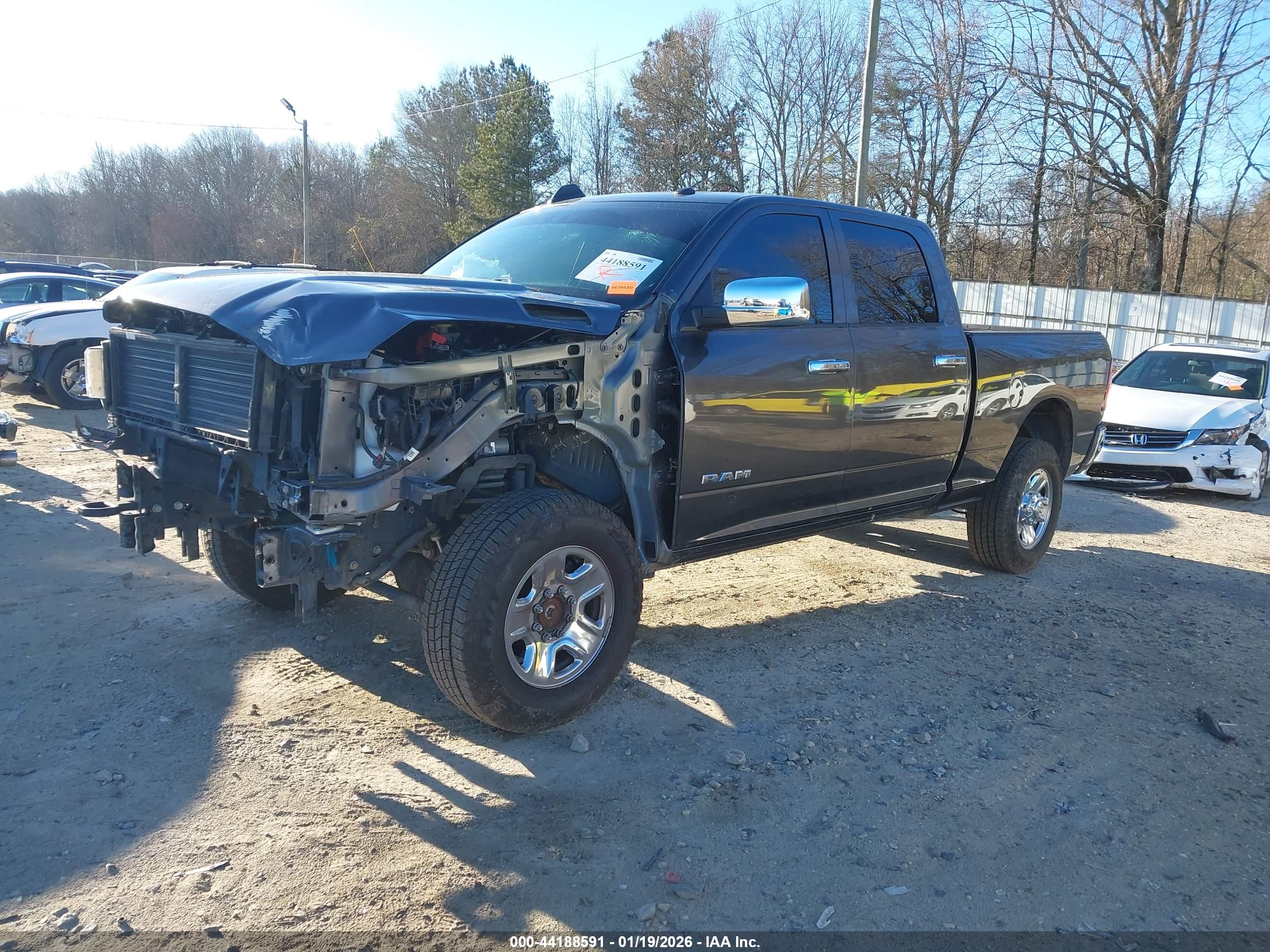 RAM 2500 image 2