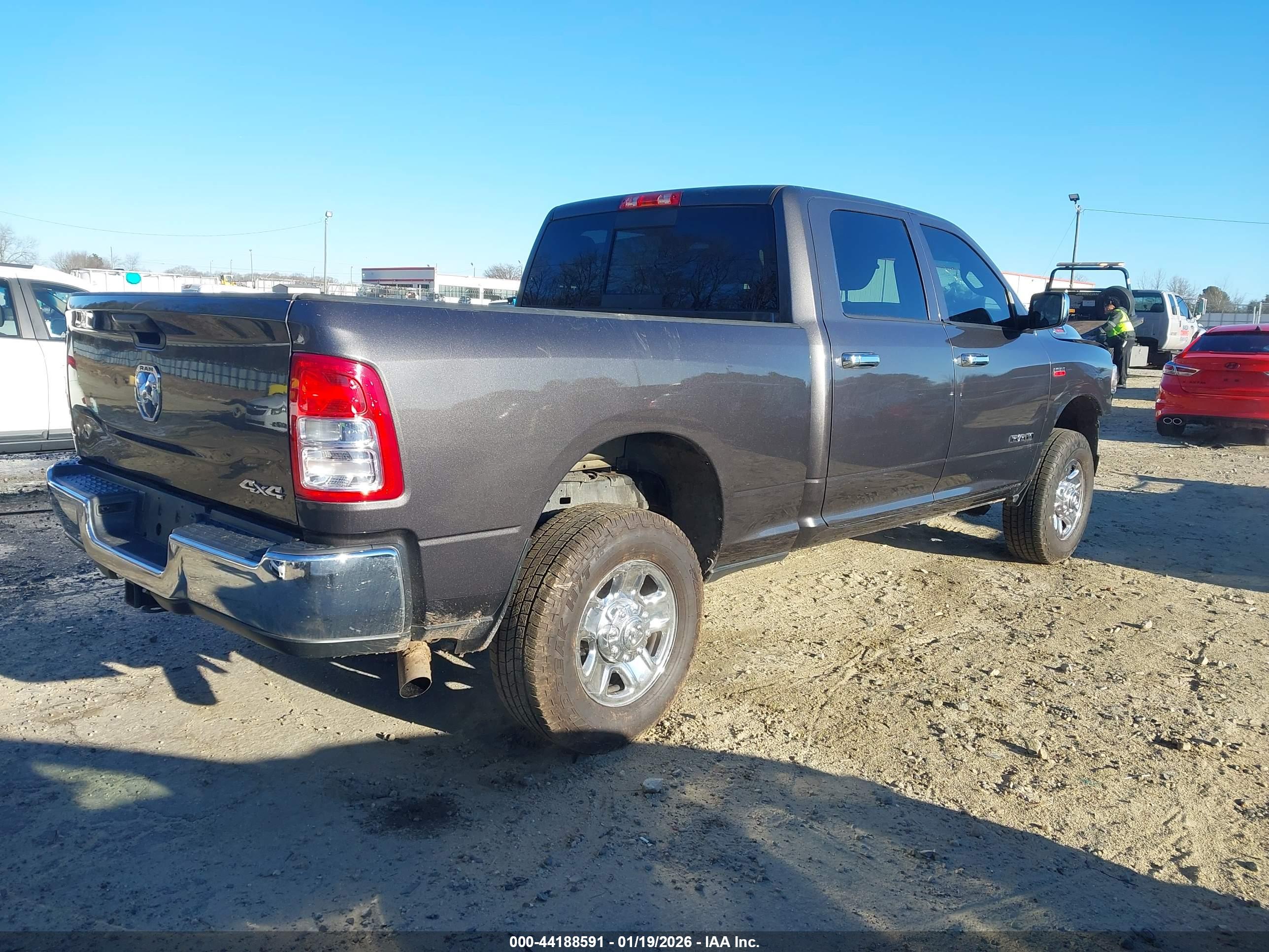 RAM 2500 image 4