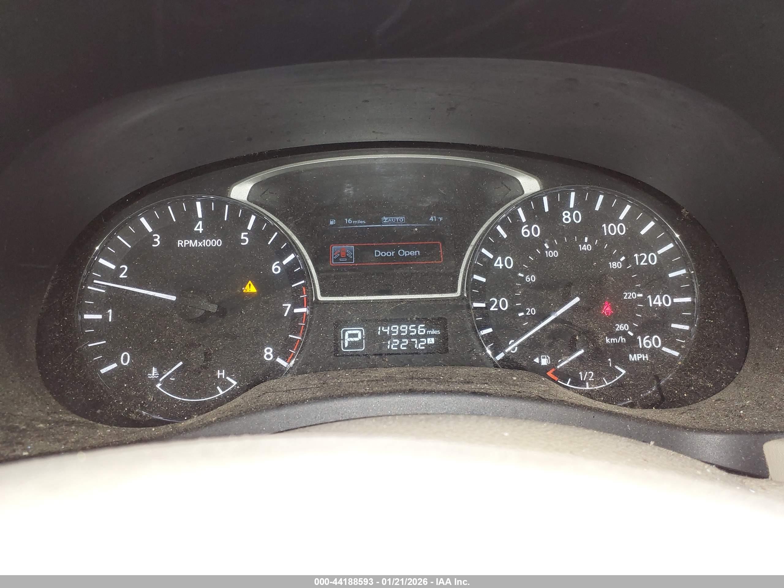 NISSAN PATHFINDER image 7