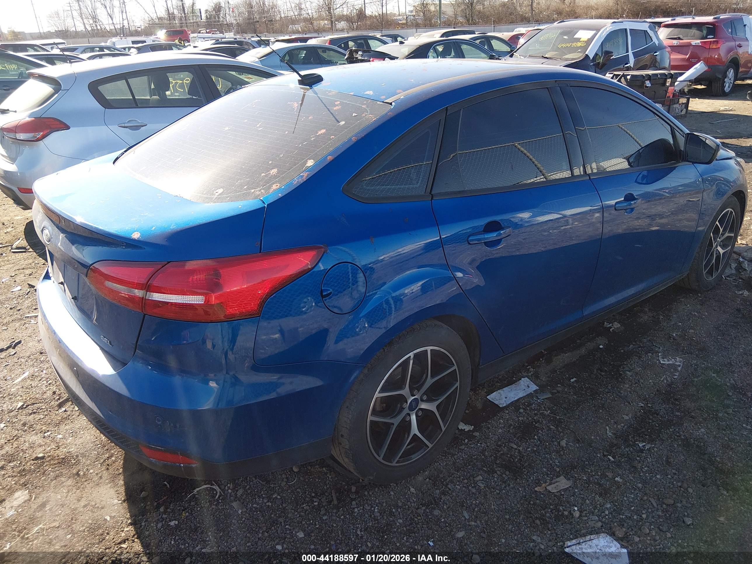 FORD FOCUS image 4