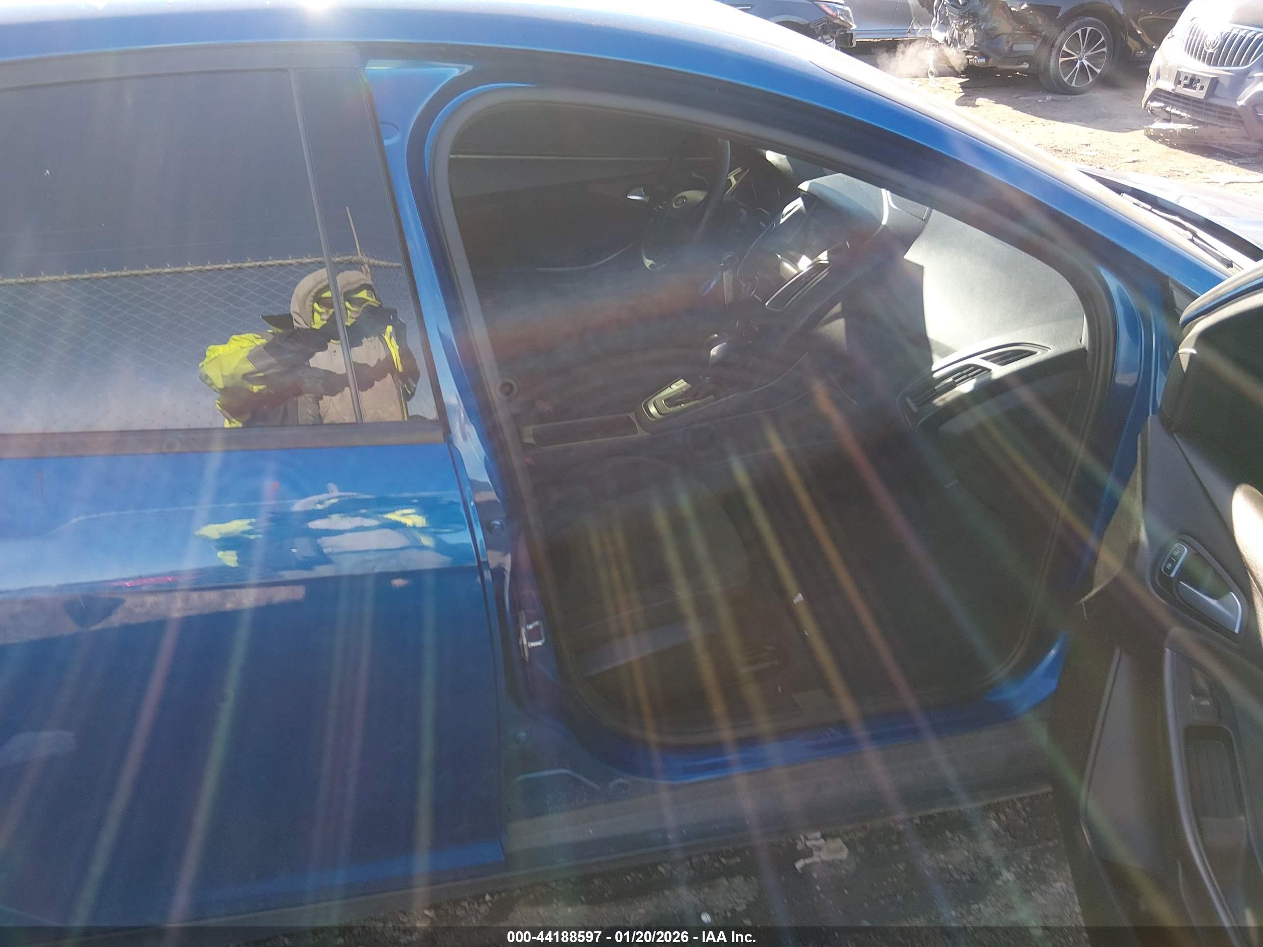 FORD FOCUS image 5