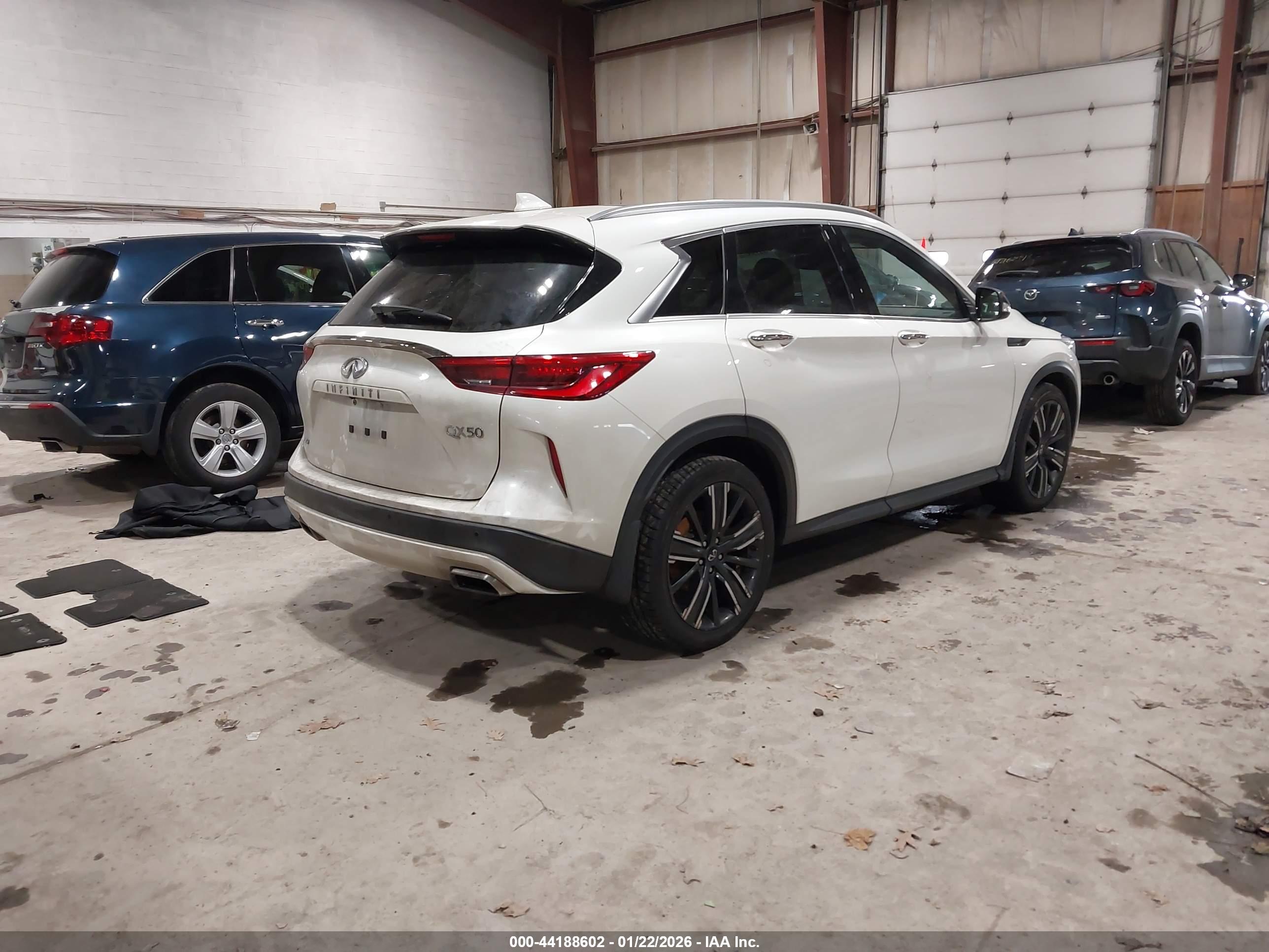 INFINITI QX50 image 4