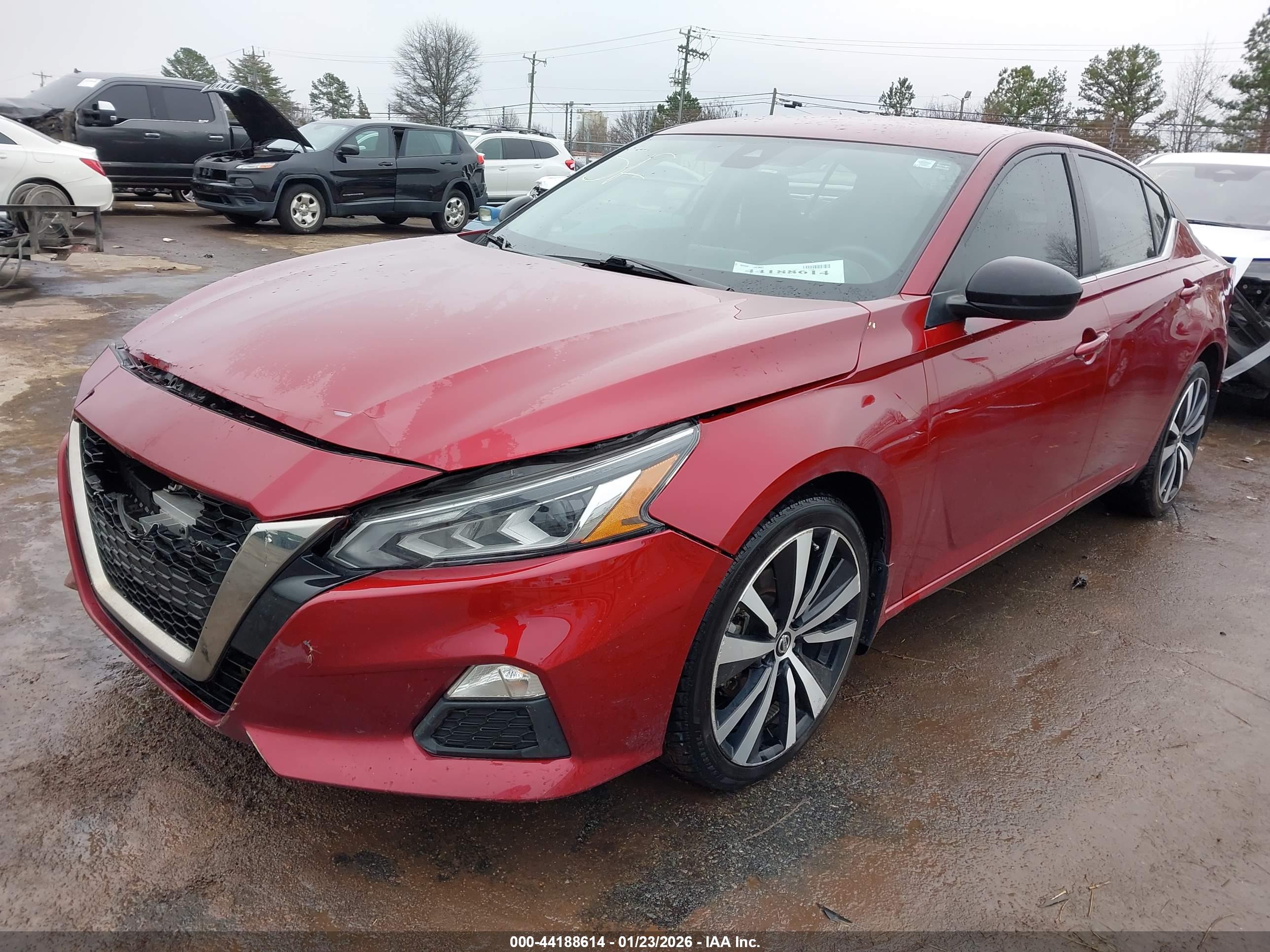 NISSAN ALTIMA image 2