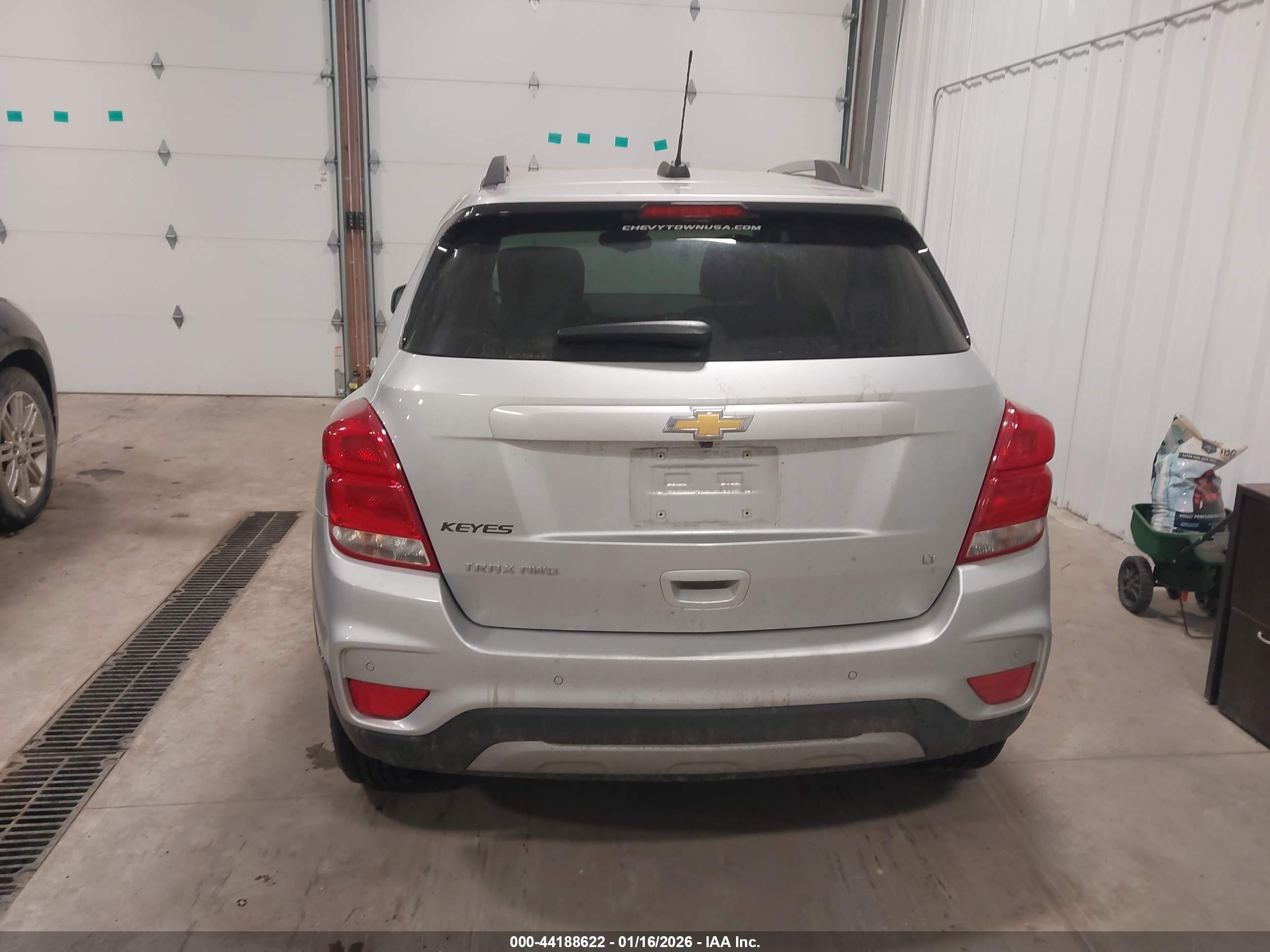 CHEVROLET TRAX image 6