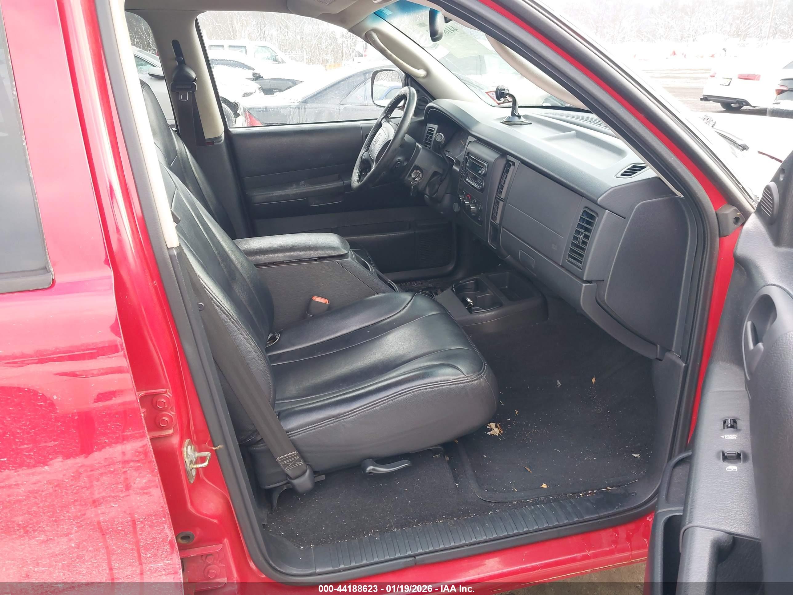 DODGE DAKOTA image 5