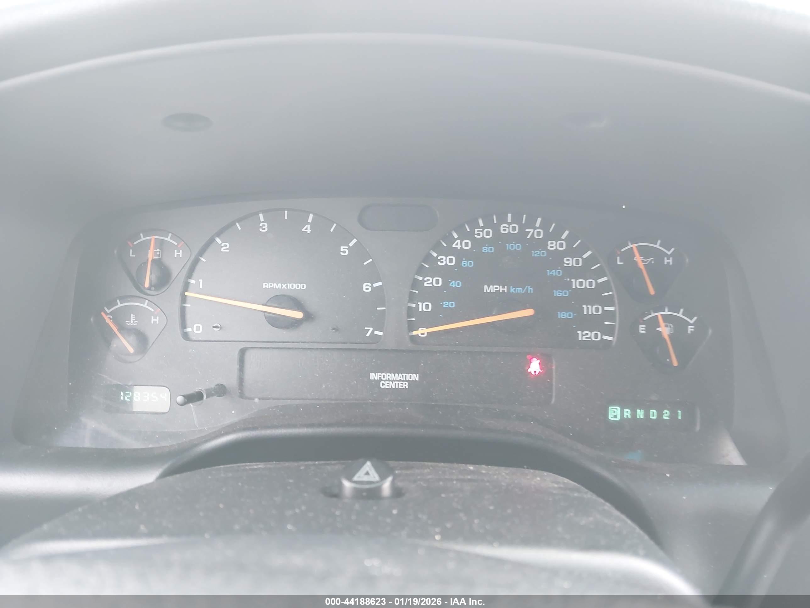 DODGE DAKOTA image 7
