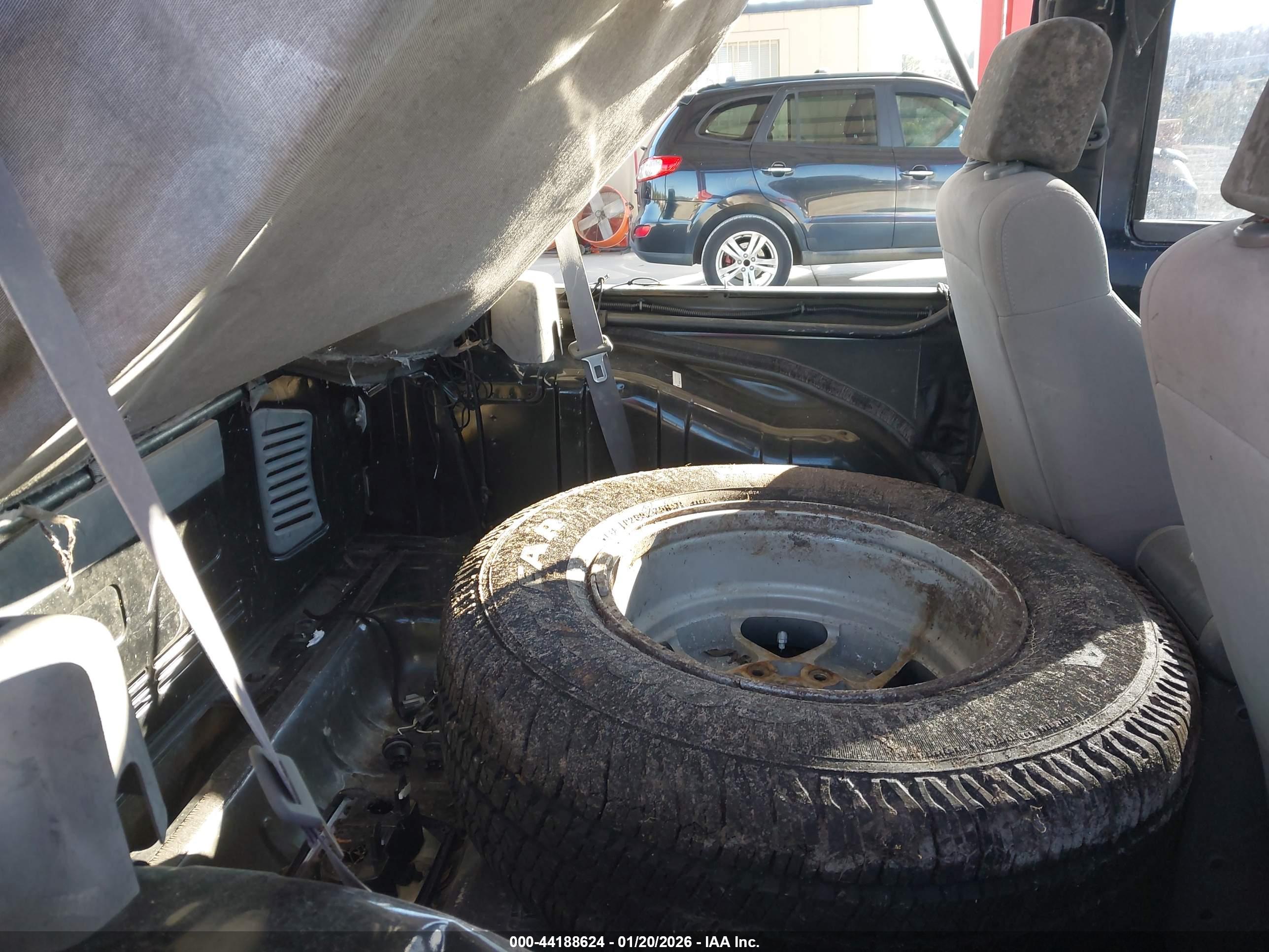 JEEP WRANGLER image 8