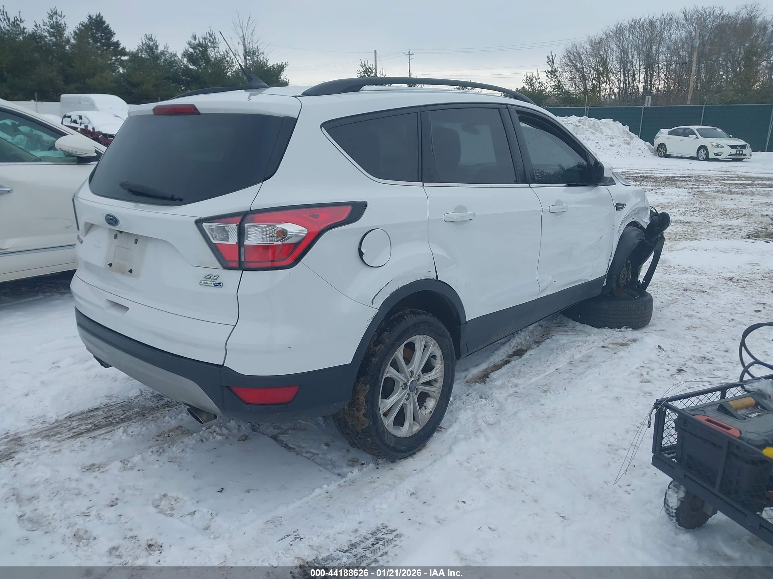 FORD ESCAPE image 4
