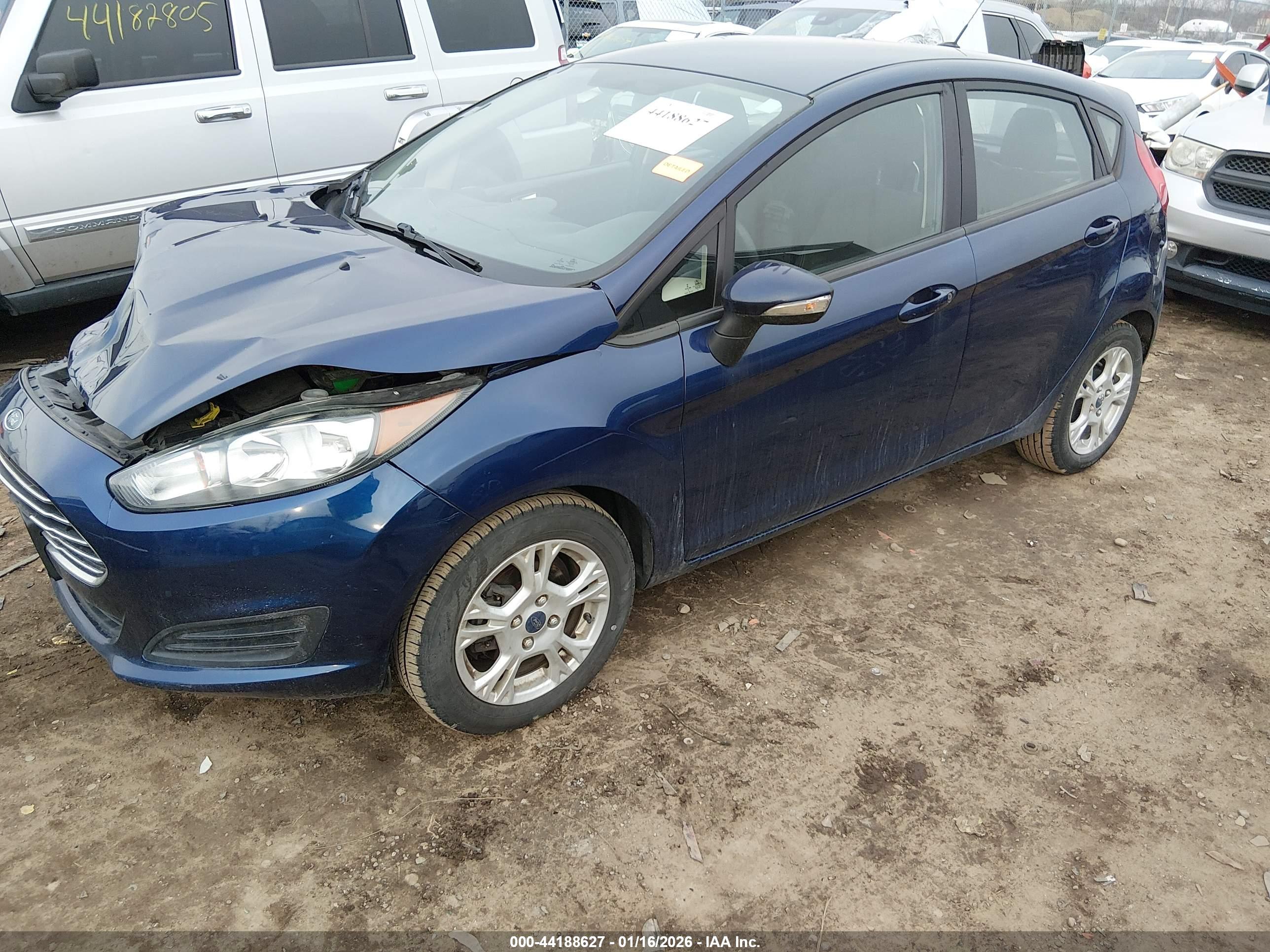 FORD FIESTA image 2