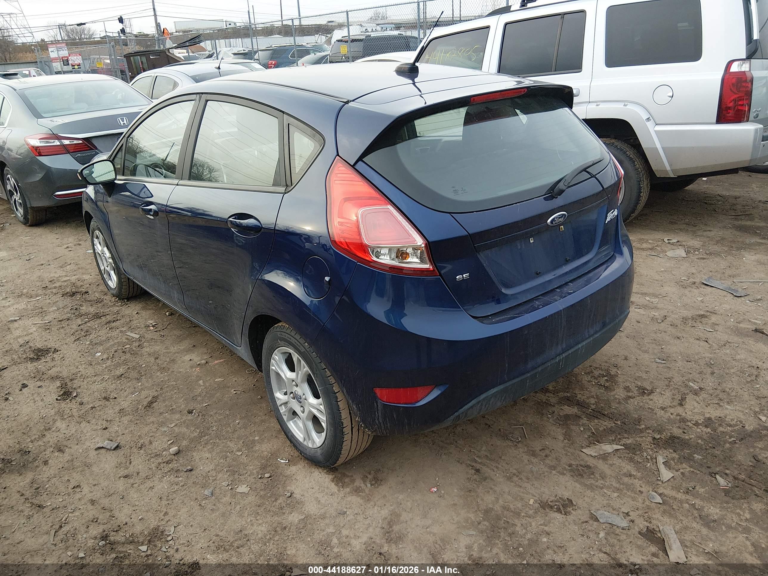 FORD FIESTA image 3