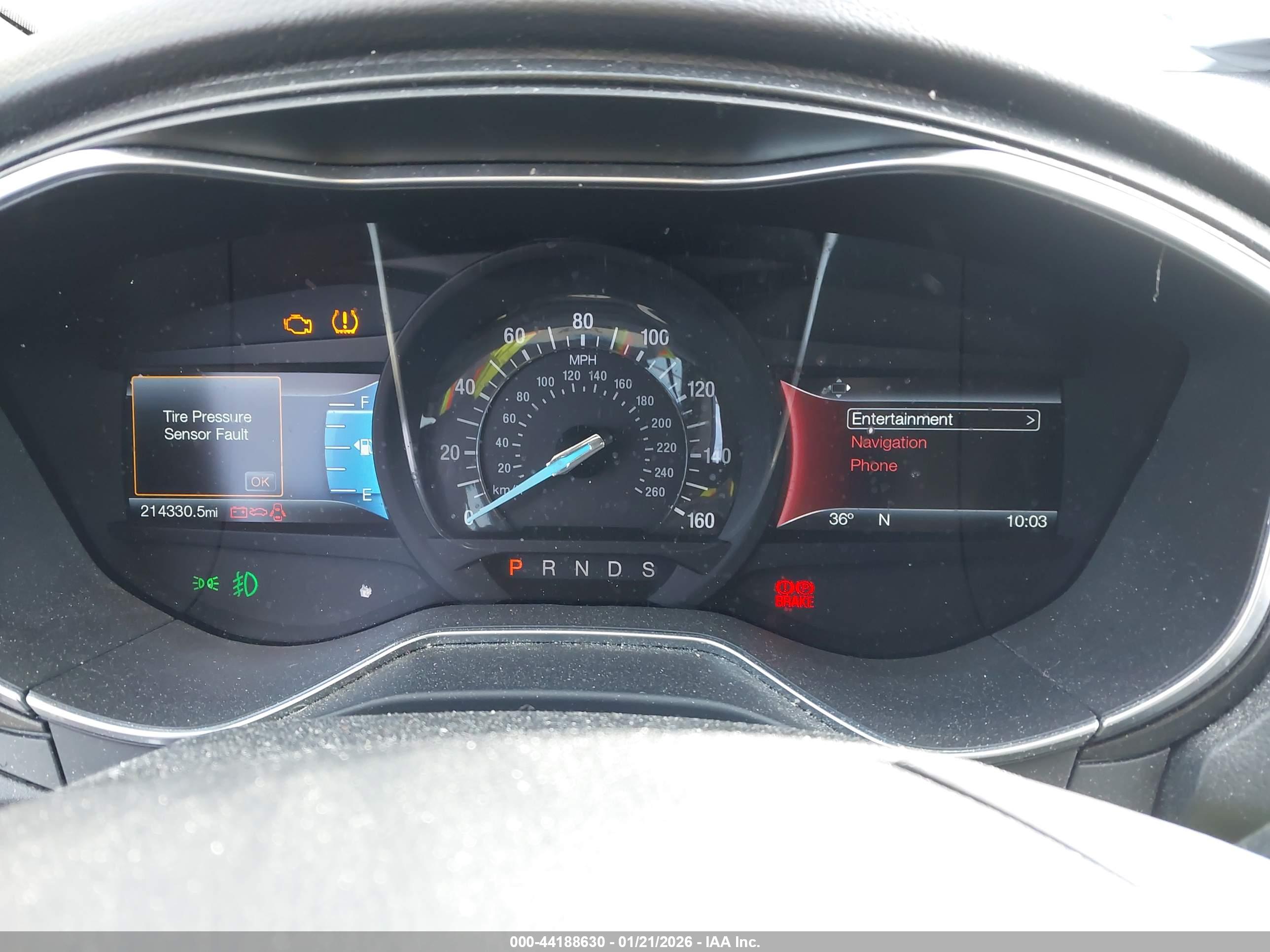FORD FUSION image 7