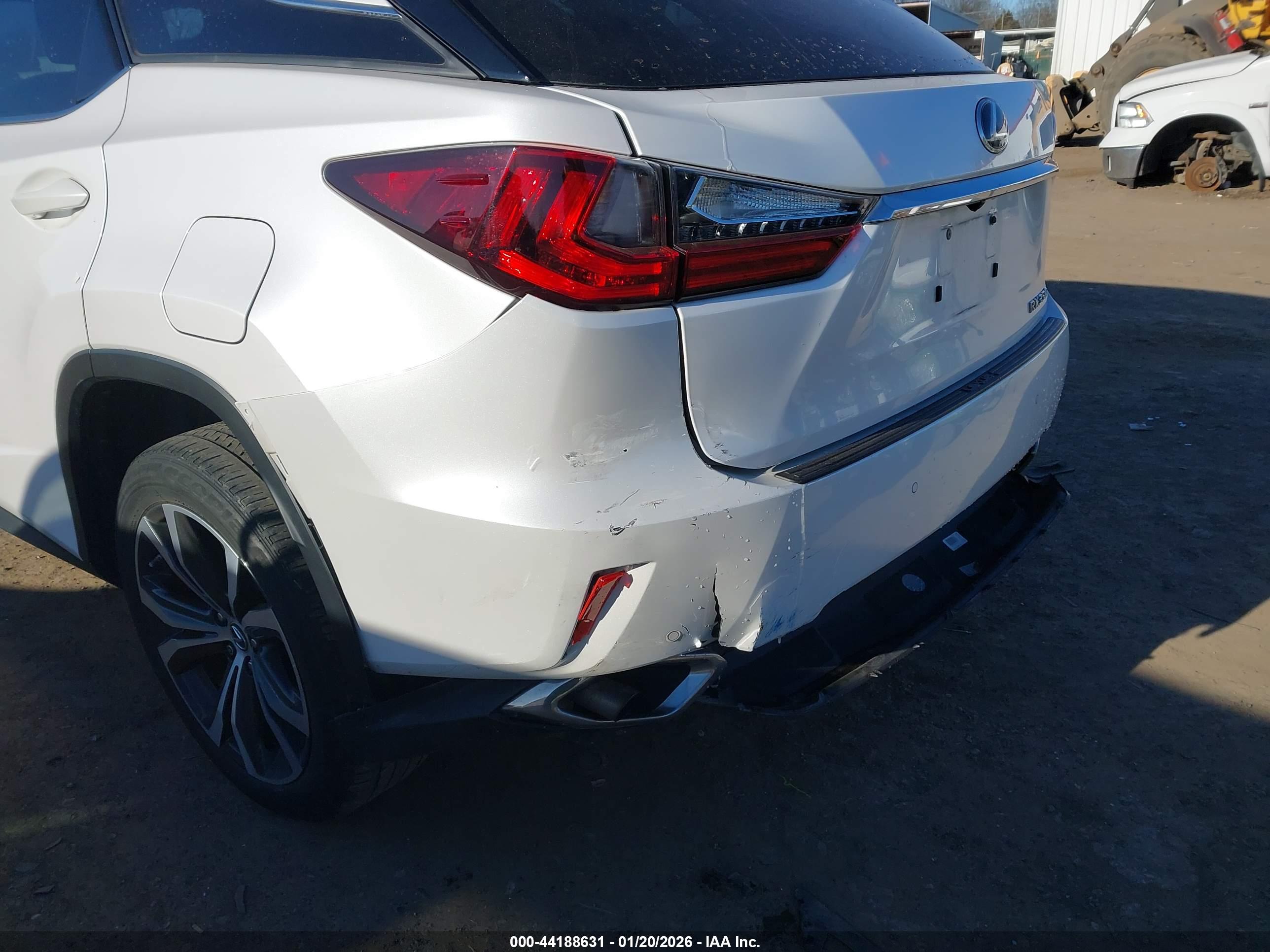 LEXUS RX image 6