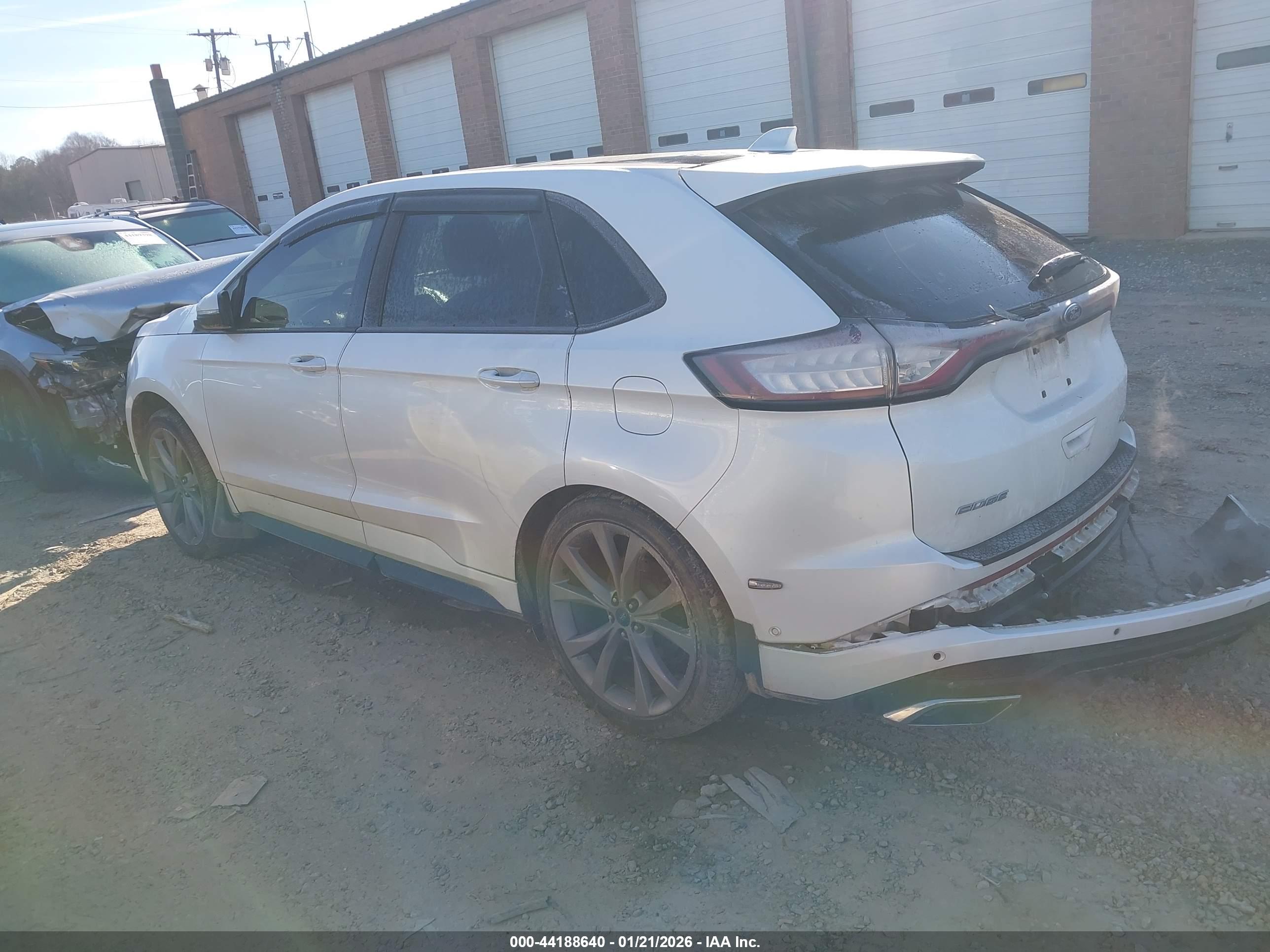 FORD EDGE image 3