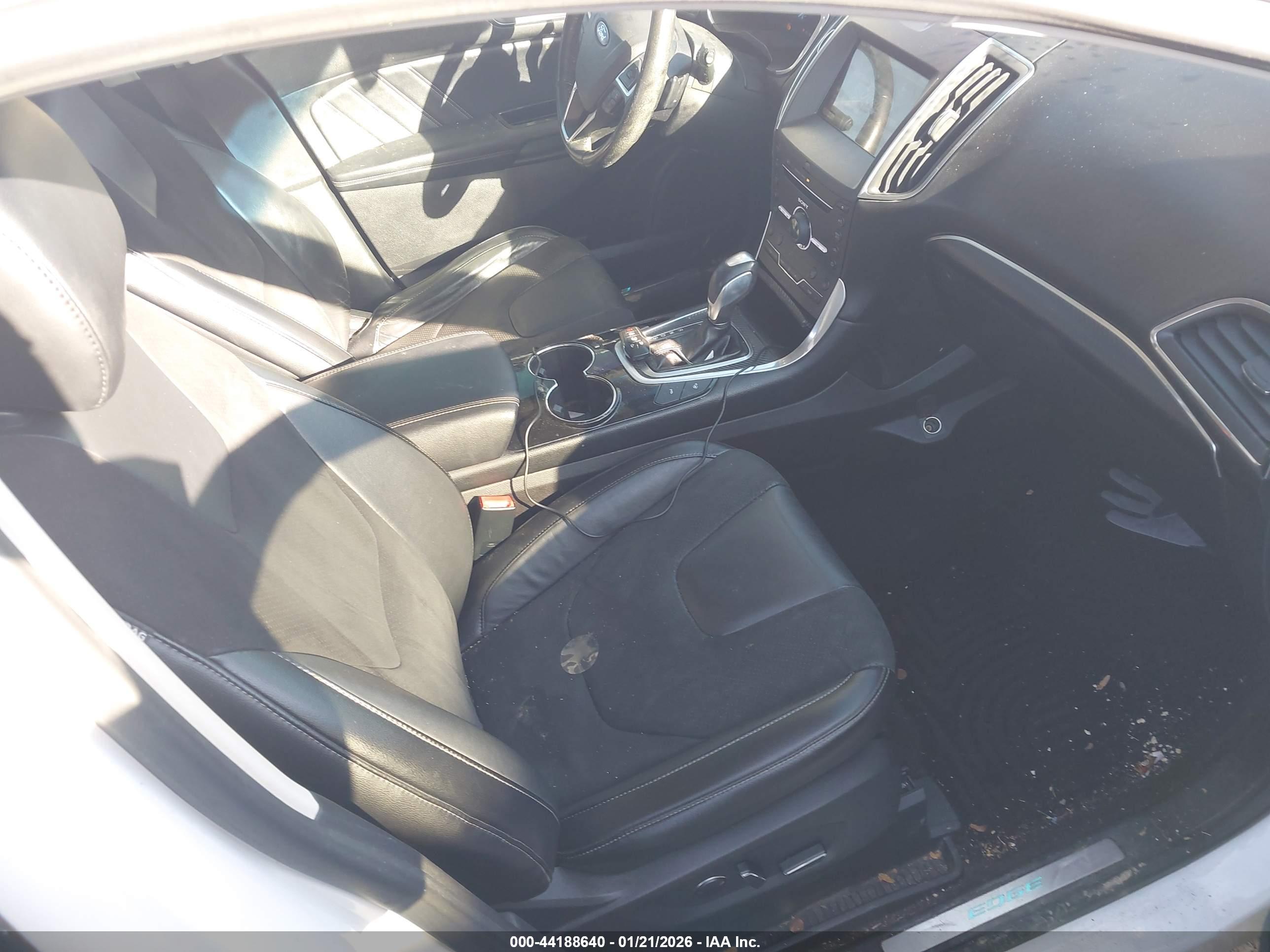 FORD EDGE image 5