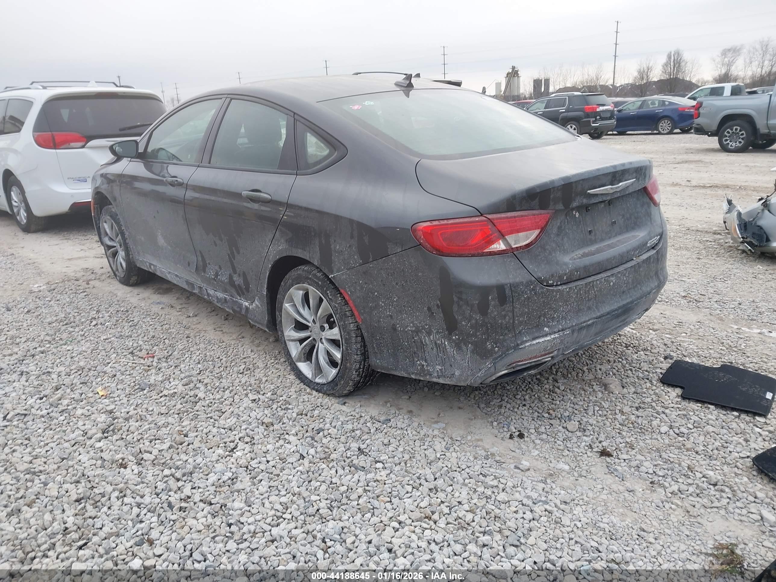 CHRYSLER 200 image 3