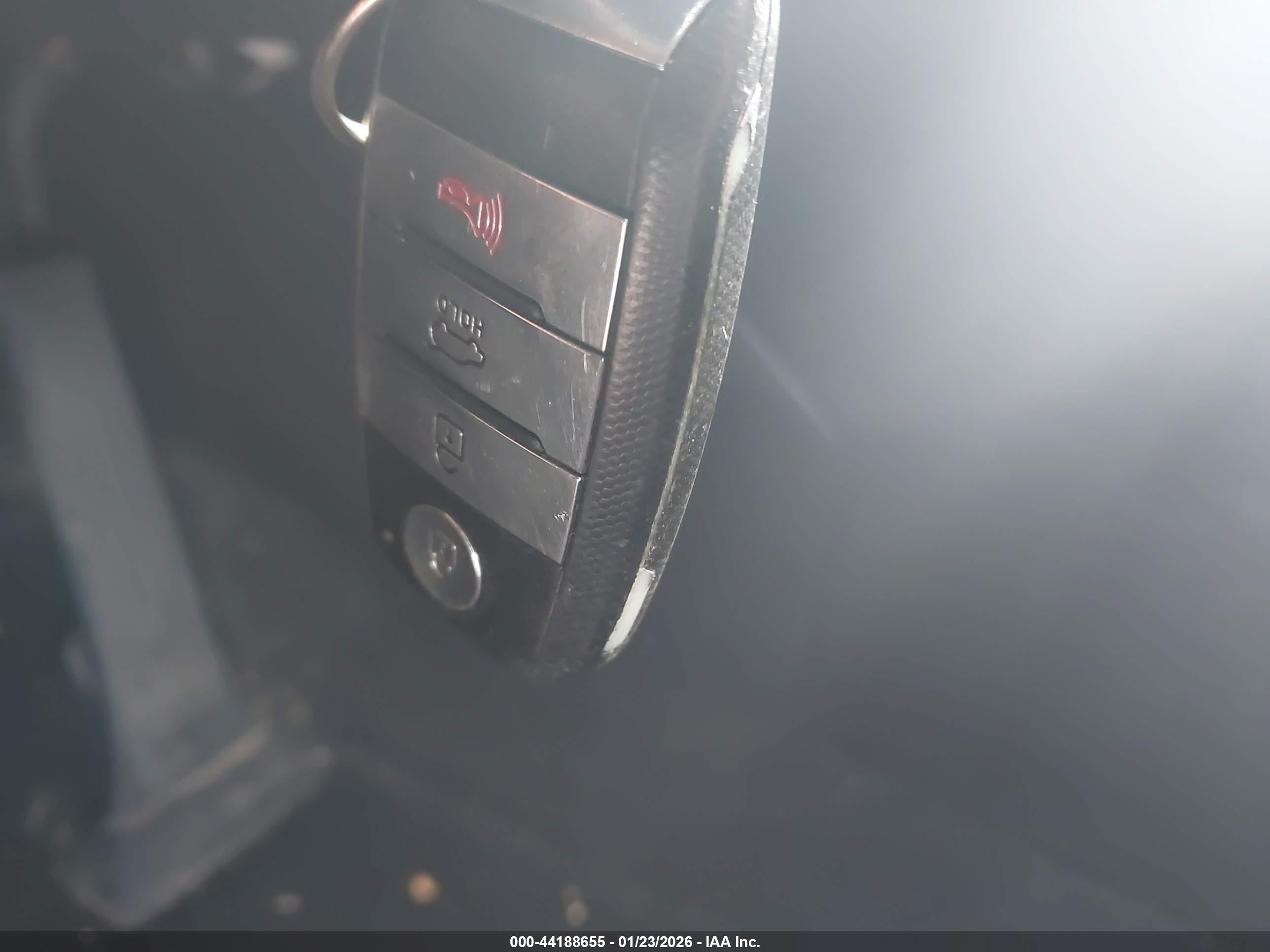 KIA SPORTAGE image 11