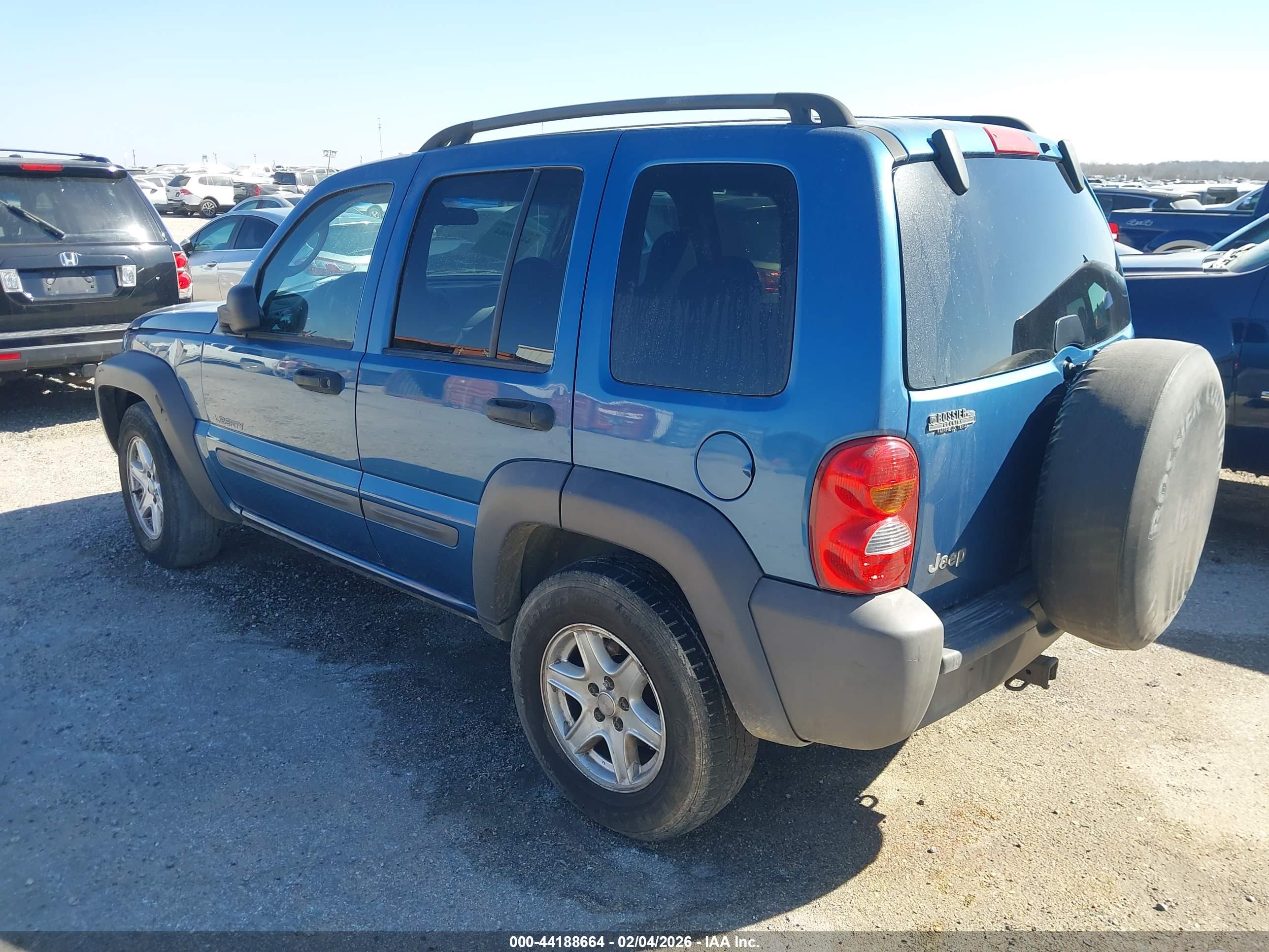 JEEP LIBERTY image 3