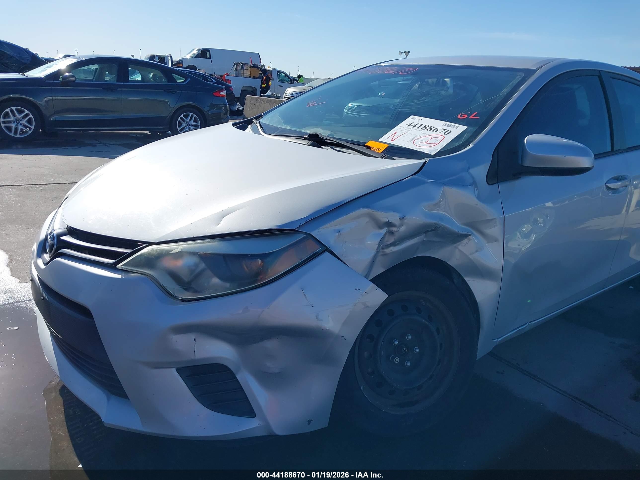 TOYOTA COROLLA image 6