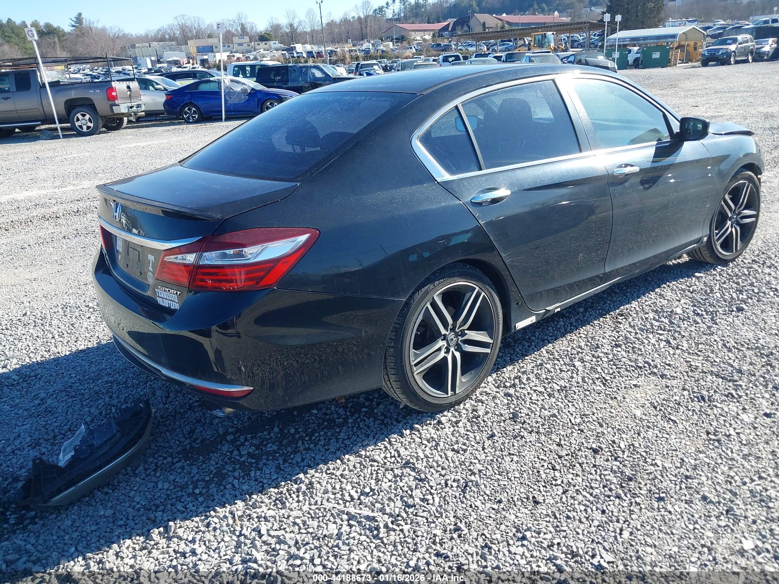 HONDA ACCORD image 4
