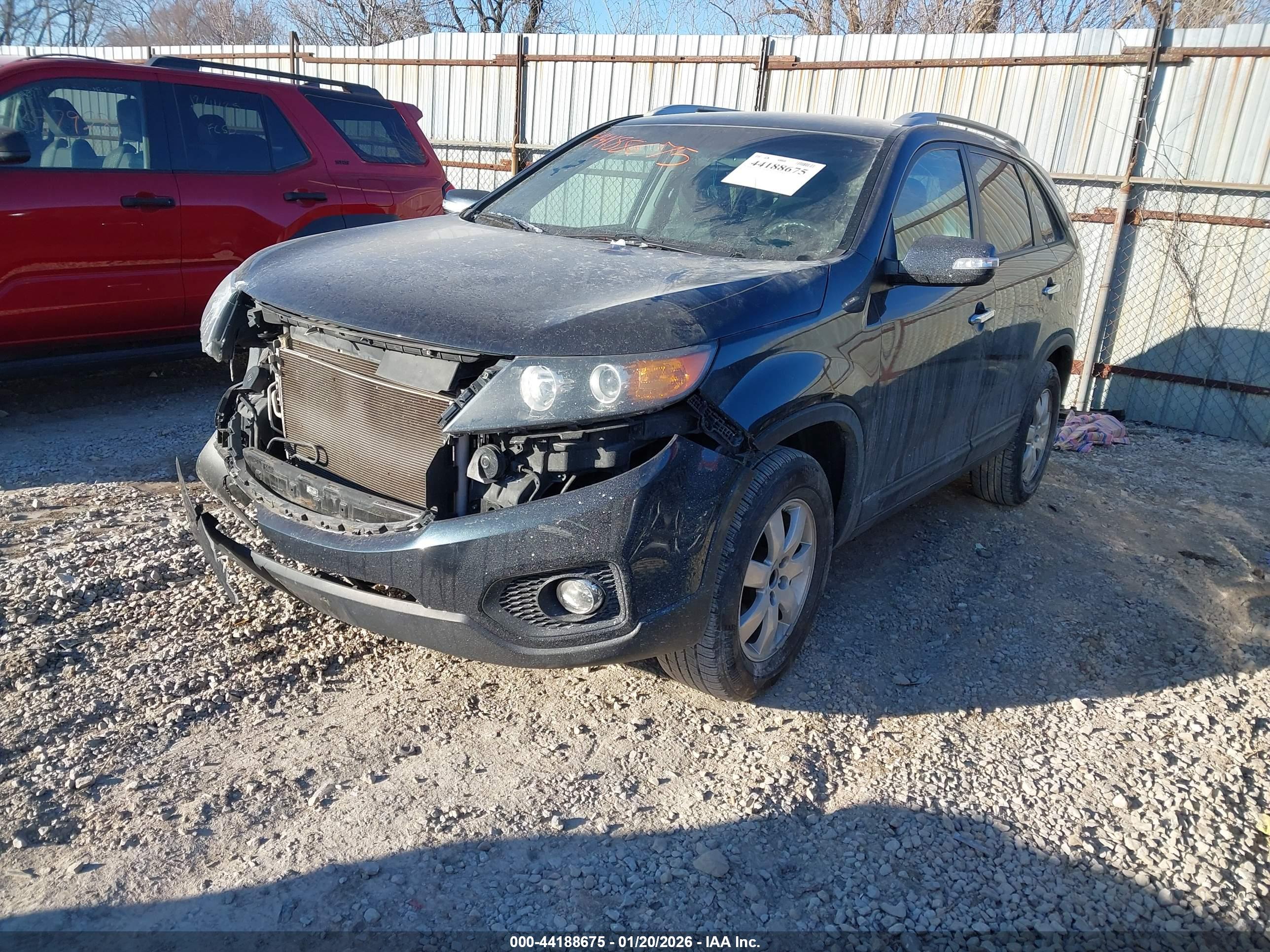 KIA SORENTO image 2