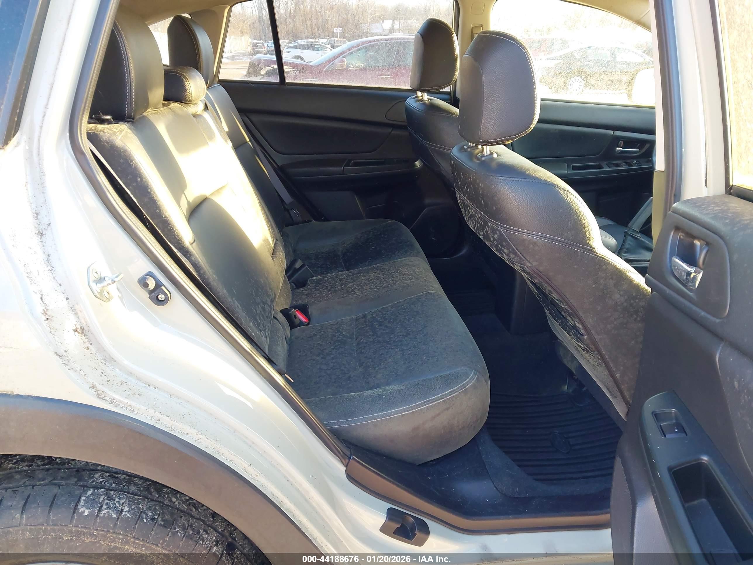 SUBARU XV image 8