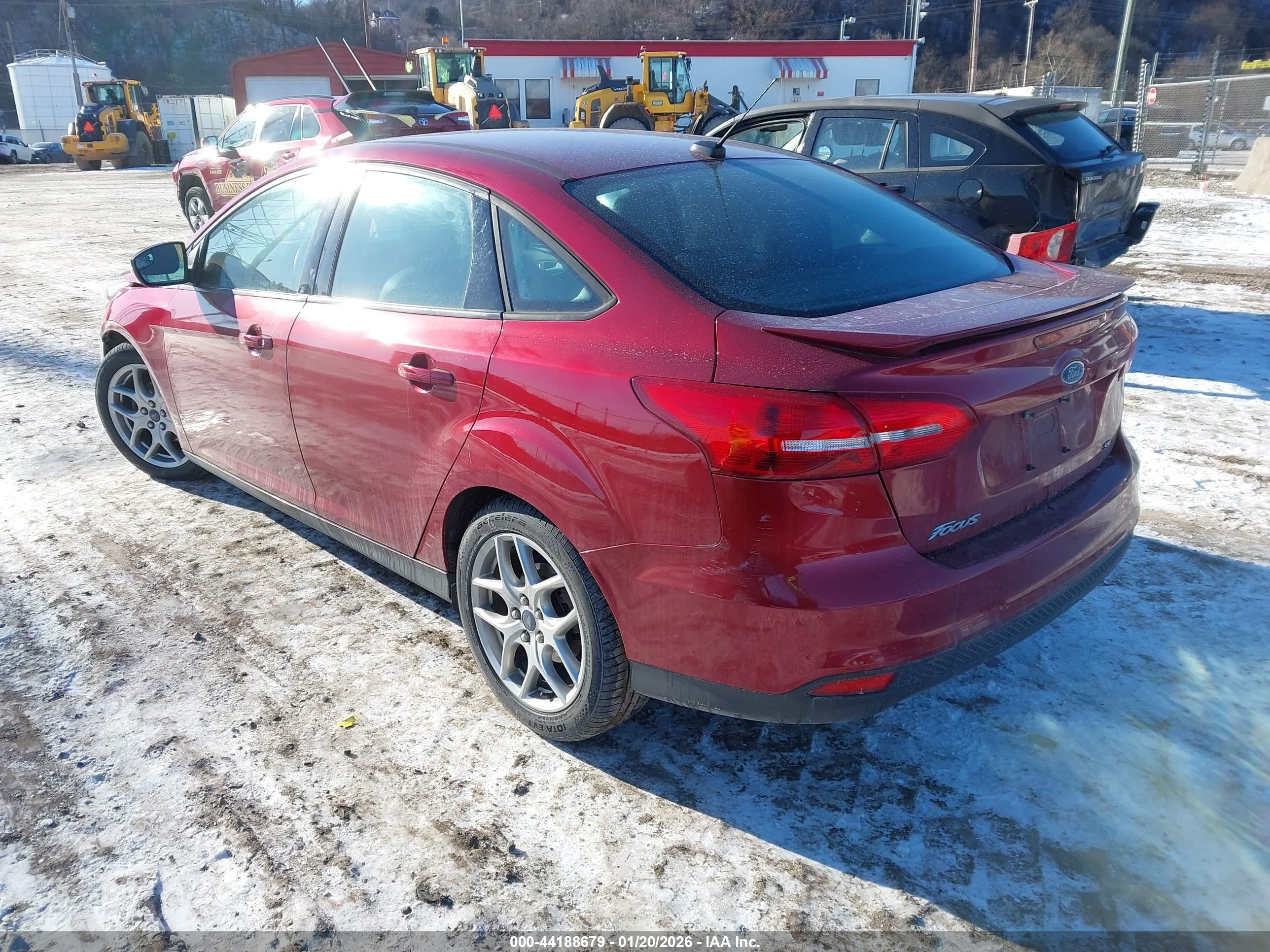 FORD FOCUS image 3