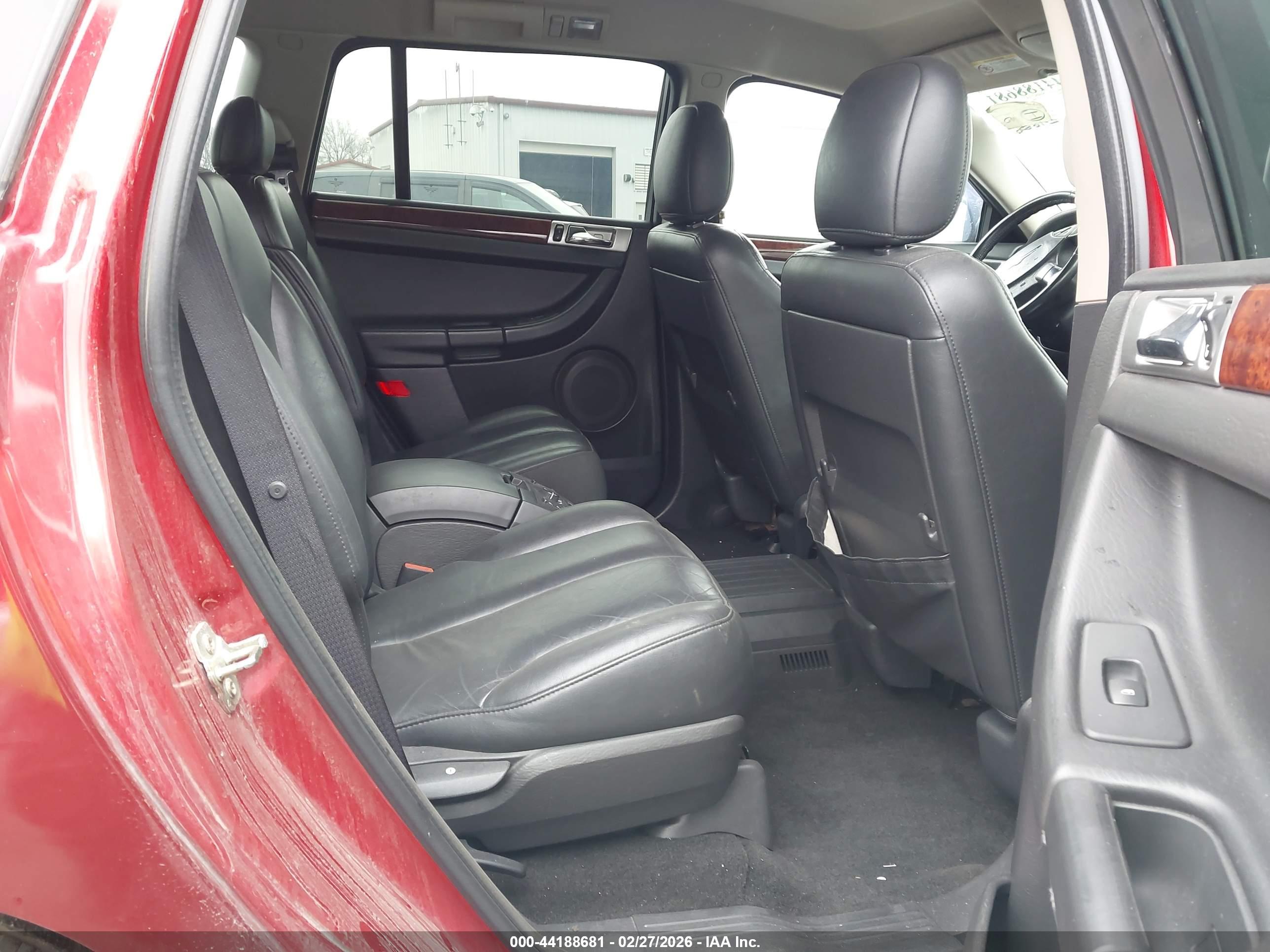 CHRYSLER PACIFICA image 8