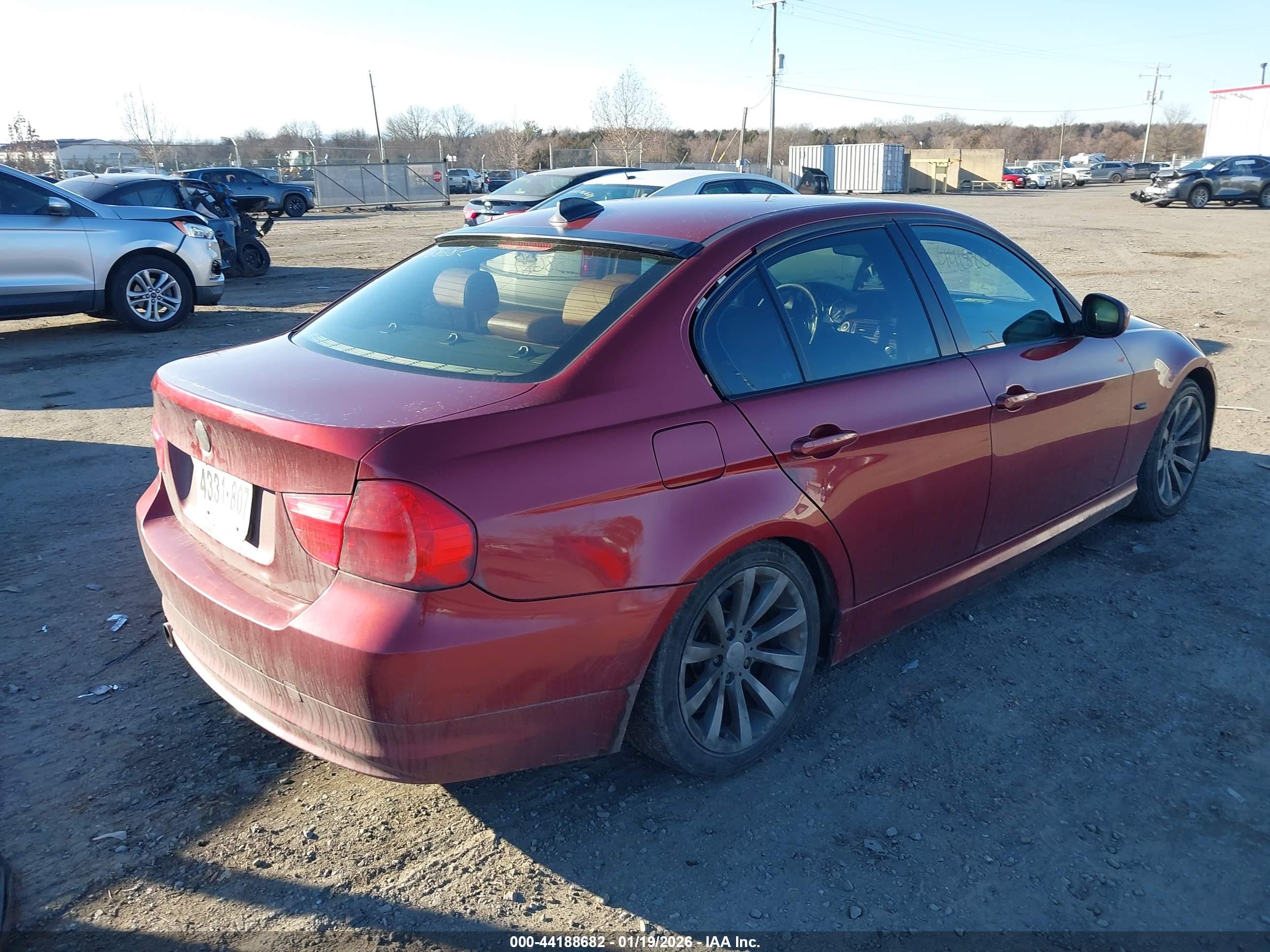 BMW 328I image 4