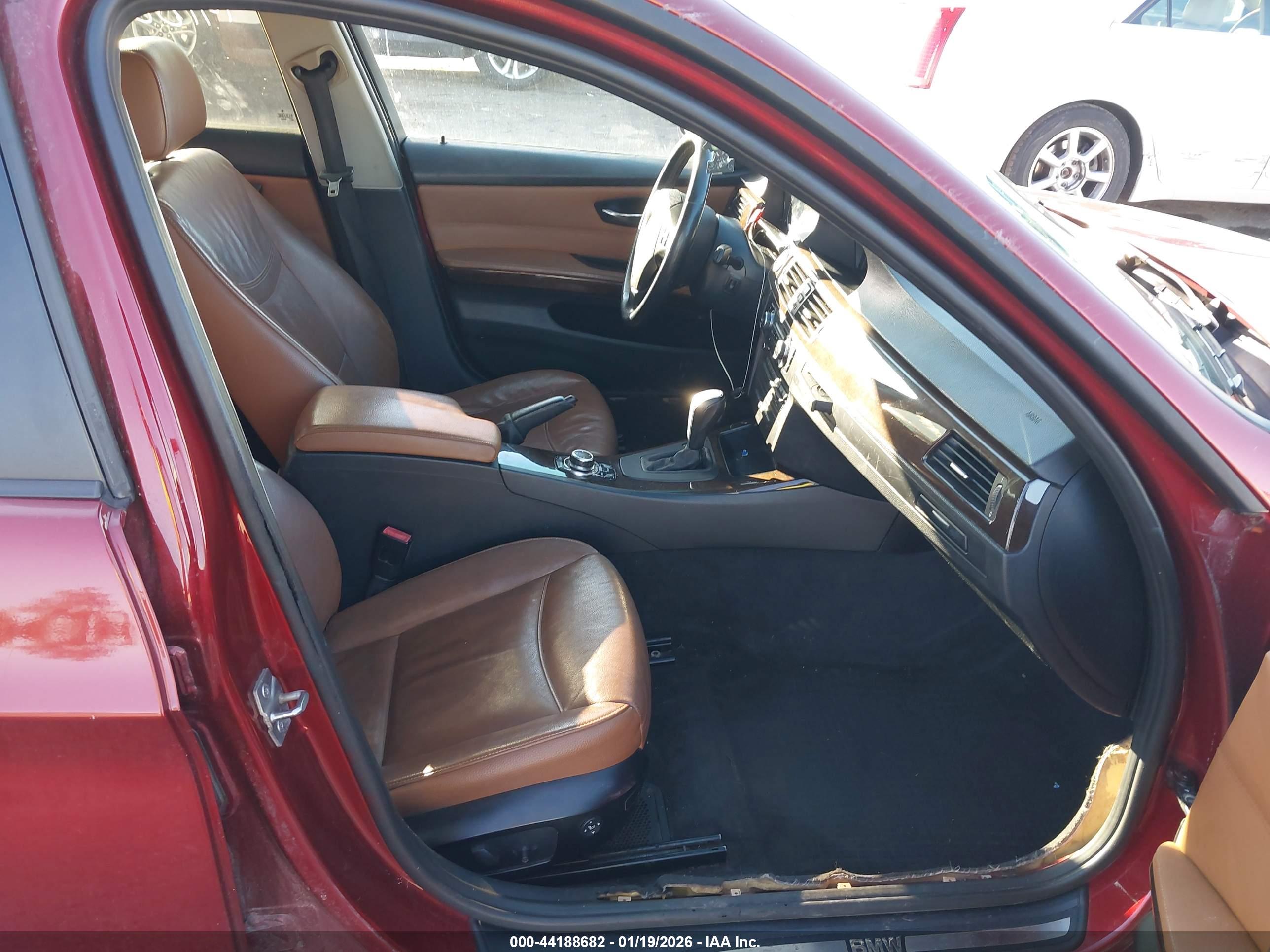 BMW 328I image 5