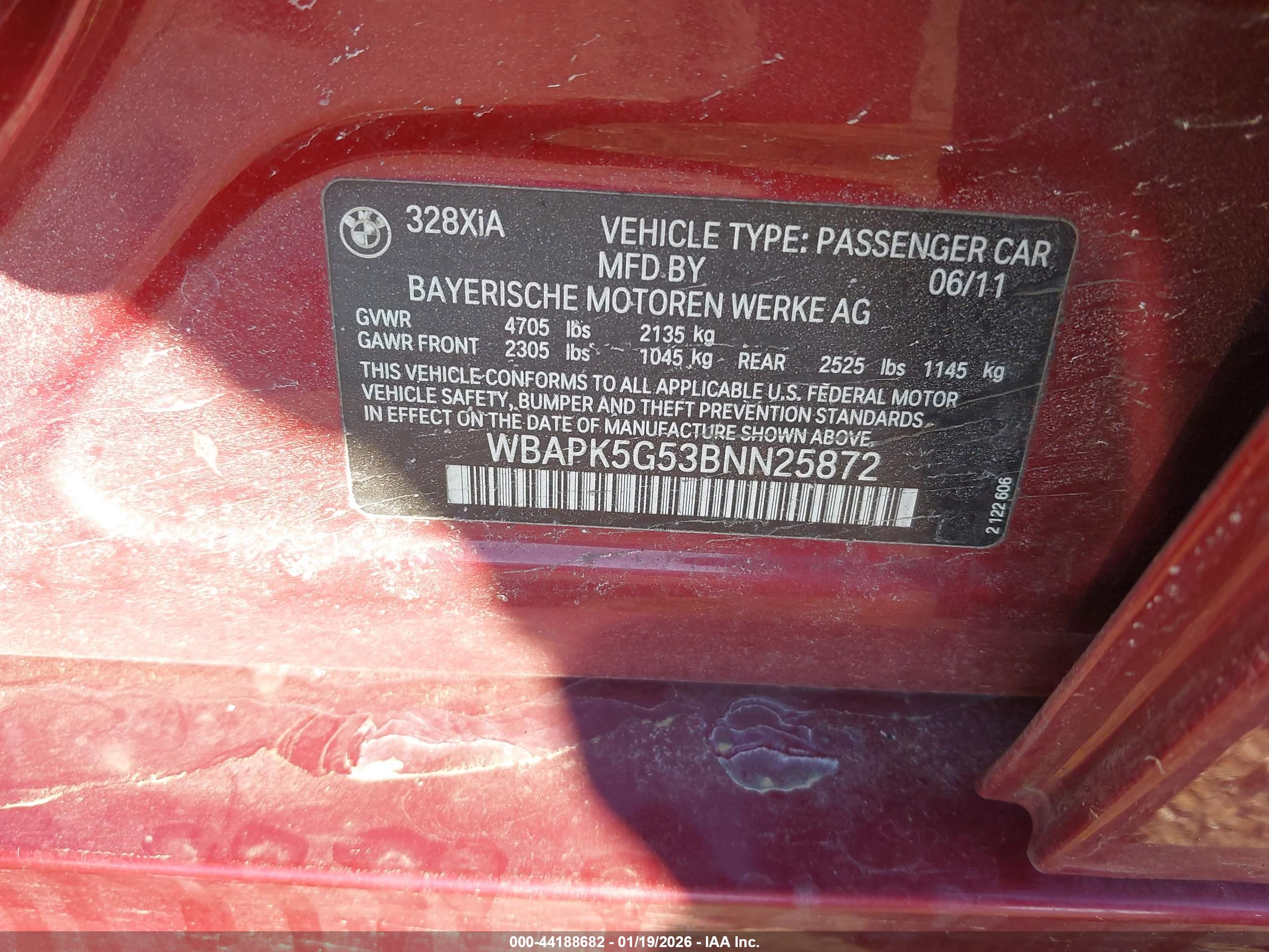 BMW 328I image 9
