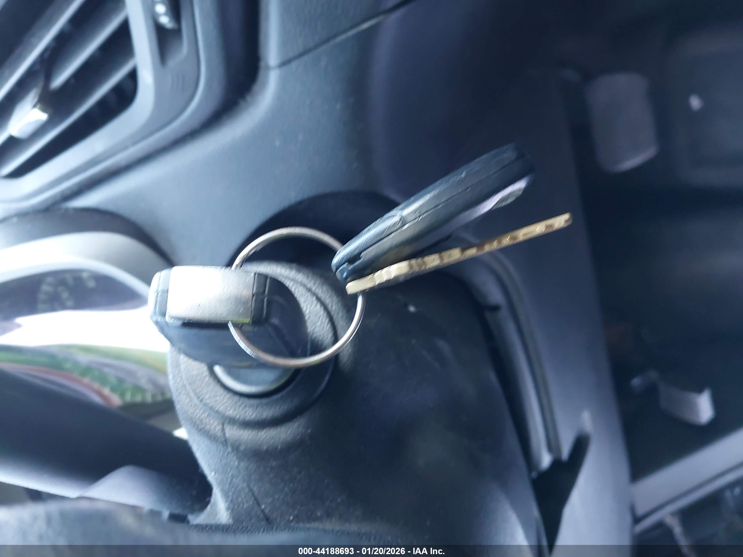 CHEVROLET EQUINOX image 11